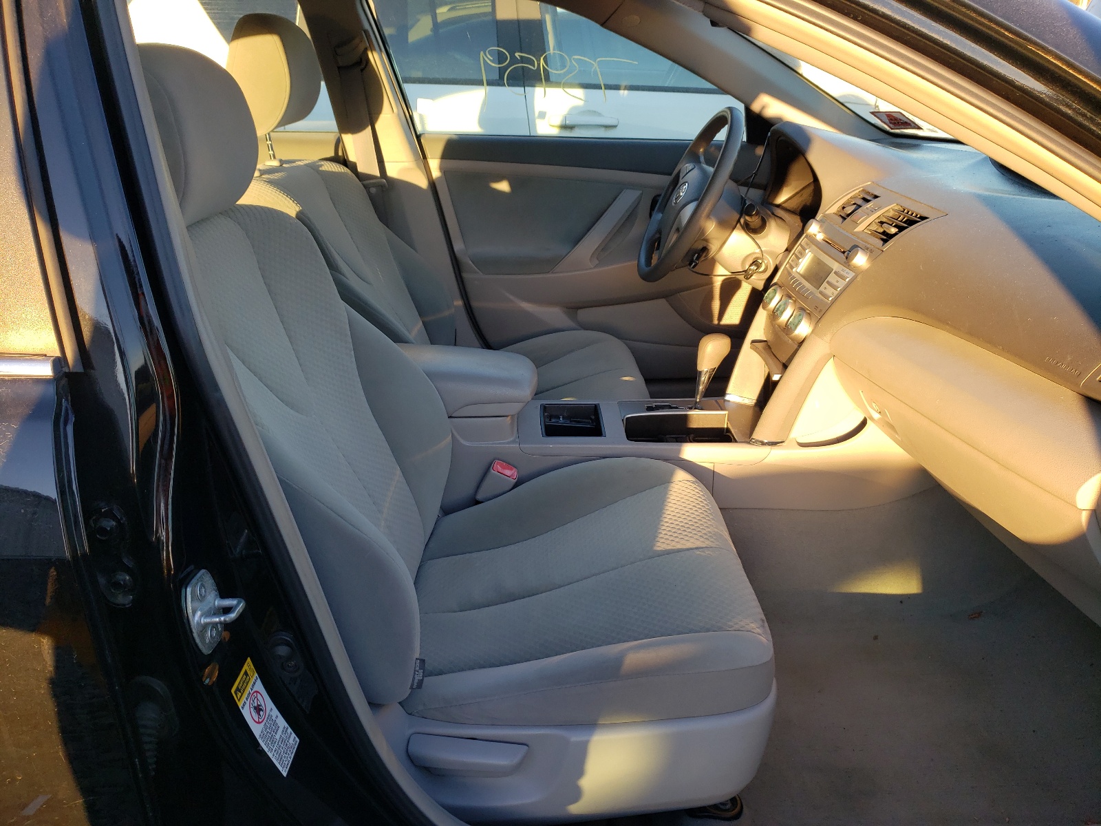 Photo 5 from auction – 2009 TOYOTA CAMRY BASE with VIN 4T1BE46K79U800712