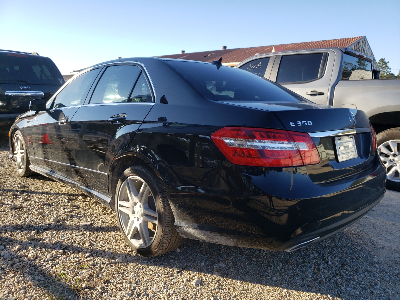 Photo 3 from auction – 2010 MERCEDES-BENZ E 350 with VIN WDDHF5GB0AA114247