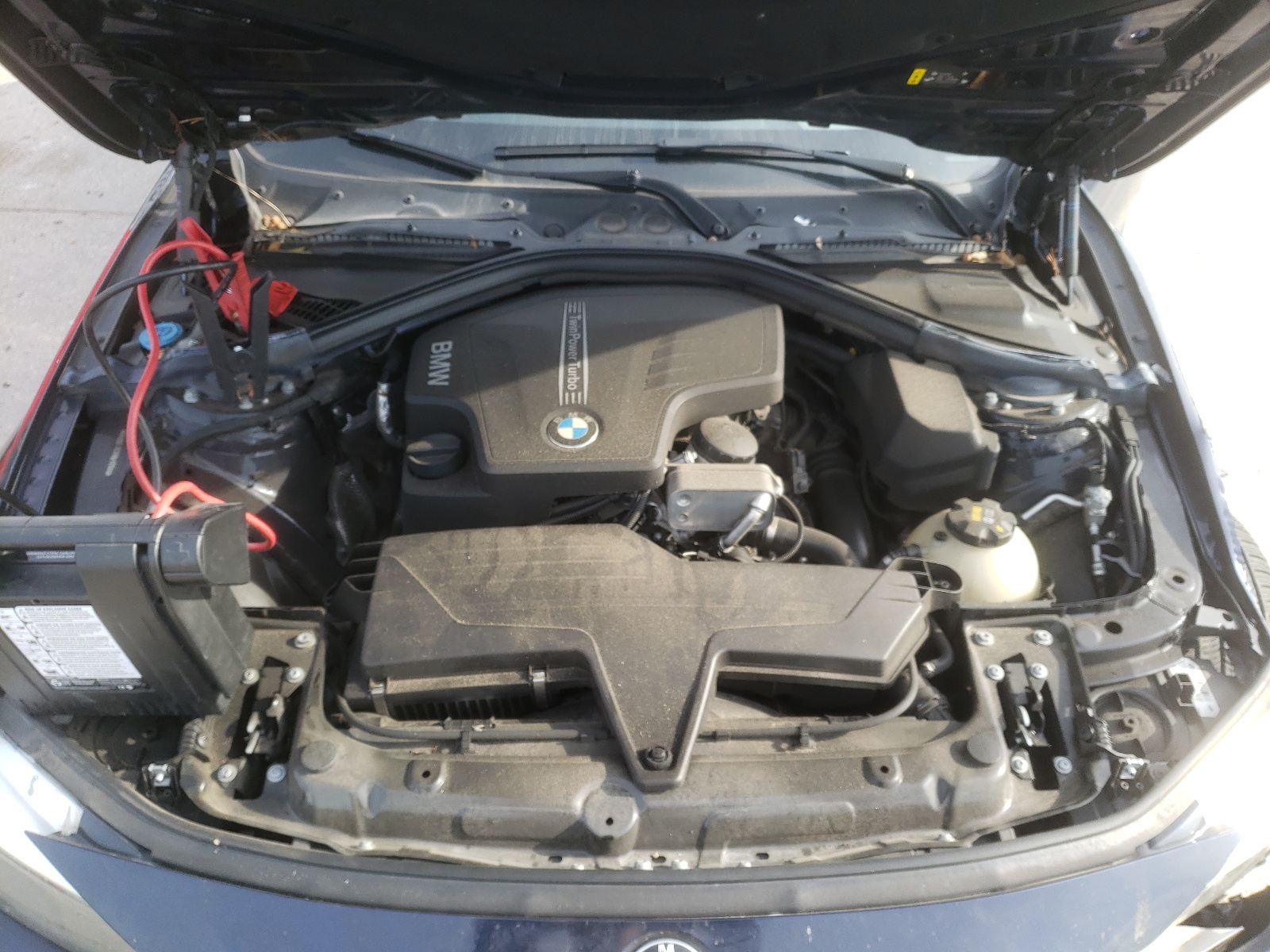 Photo 7 from auction – 2017 BMW 320 I with VIN WBA8E1G31HNU17701