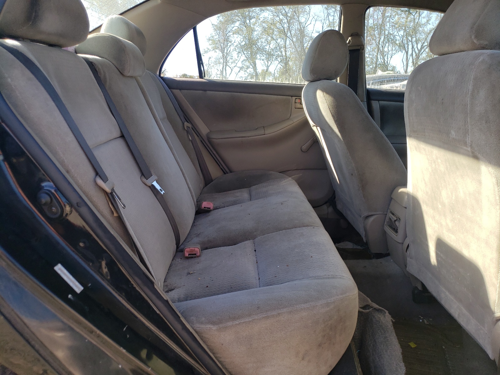 Photo 6 from auction – 2005 TOYOTA COROLLA CE with VIN 1NXBR32E55Z503303