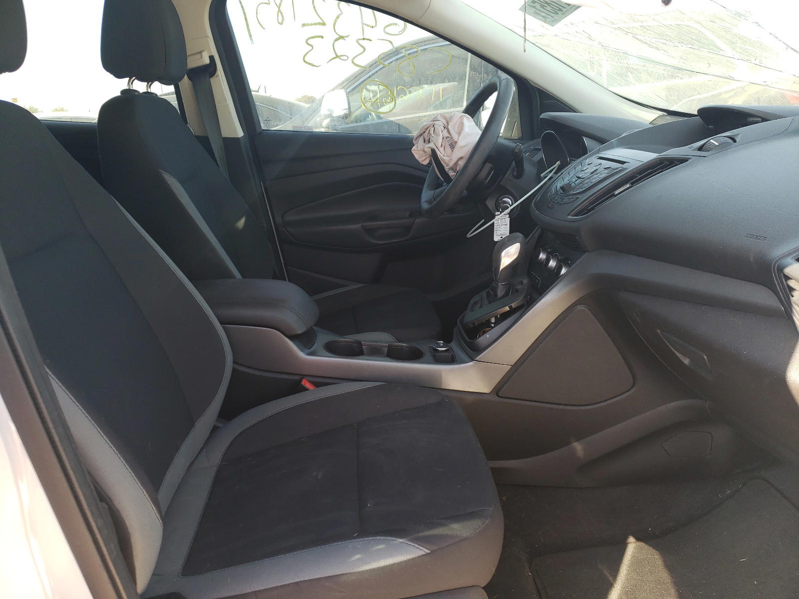 Photo 5 from auction – 2013 FORD ESCAPE S with VIN 1FMCU0F7XDUC85323
