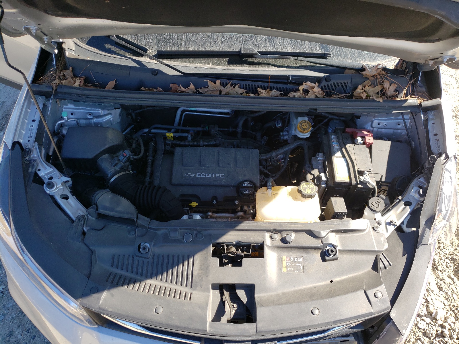 Photo 7 from auction – 2019 CHEVROLET TRAX LS with VIN 3GNCJKSBXKL245695