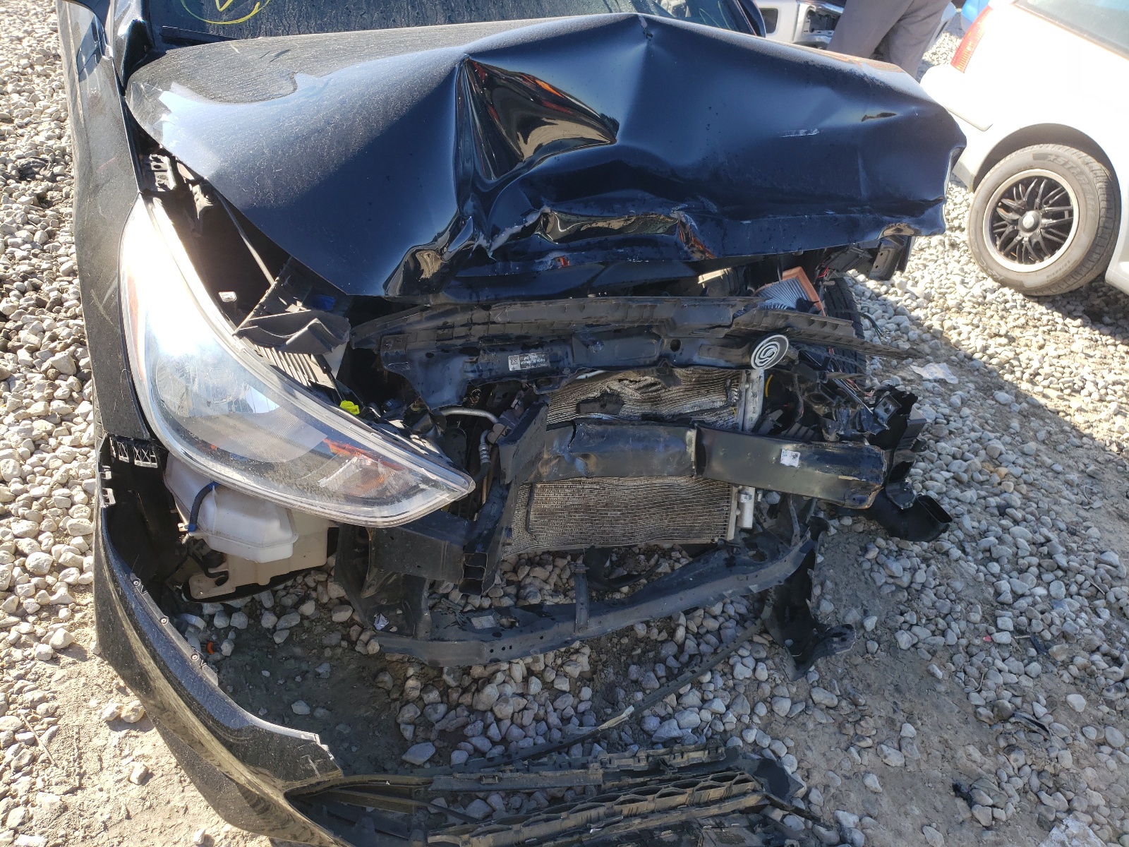 Photo 9 from auction – 2019 HYUNDAI ACCENT SE with VIN 3KPC24A30KE051810