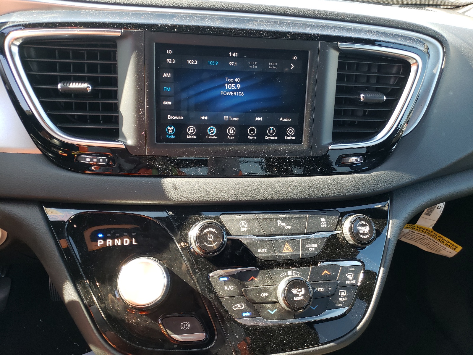 Фото 9 с аукциона – 2020 CHRYSLER PACIFICA T с VIN 2C4RC1FGXLR118981