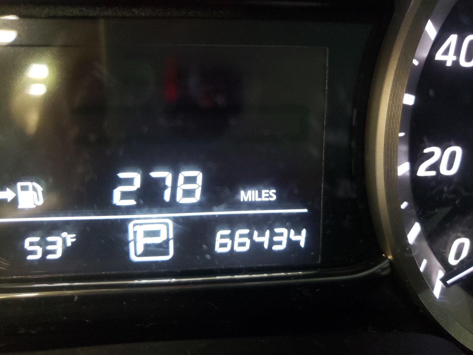 Photo 8 from auction – 2014 NISSAN SENTRA S with VIN 3N1AB7AP3EY291497
