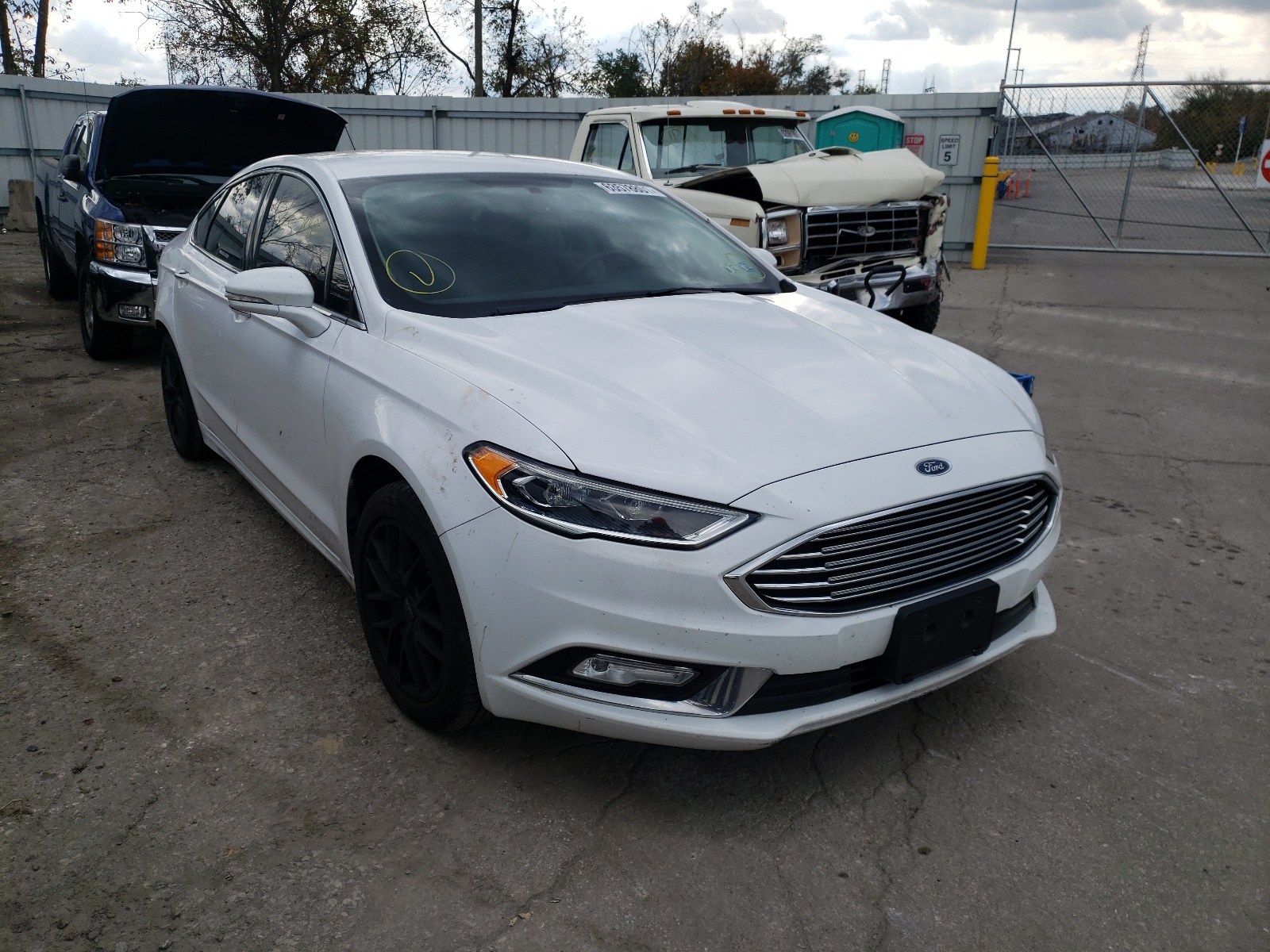 FORD FUSION SE 2017 with VIN 3FA6P0HDXHR143701 - Photo from auction