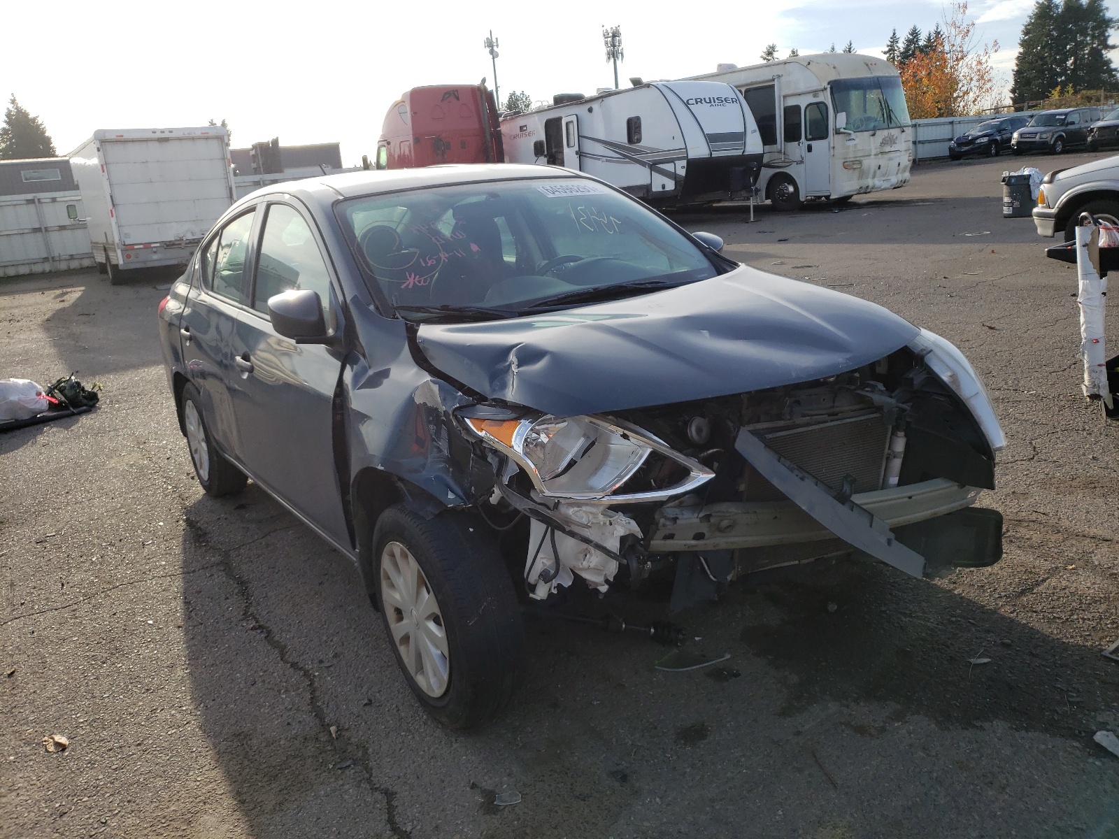 NISSAN VERSA S 2016 with VIN 3N1CN7AP6GL913980 - Photo from auction