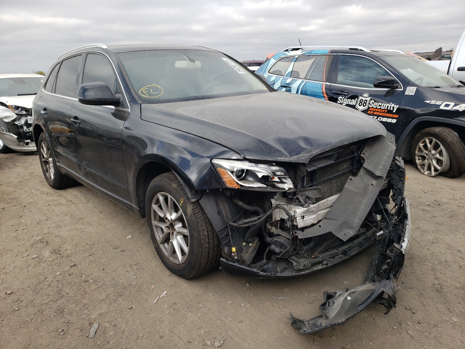 AUDI Q5 PREMIUM 2010 with VIN WA1LKAFP1AA050932 - Photo from auction