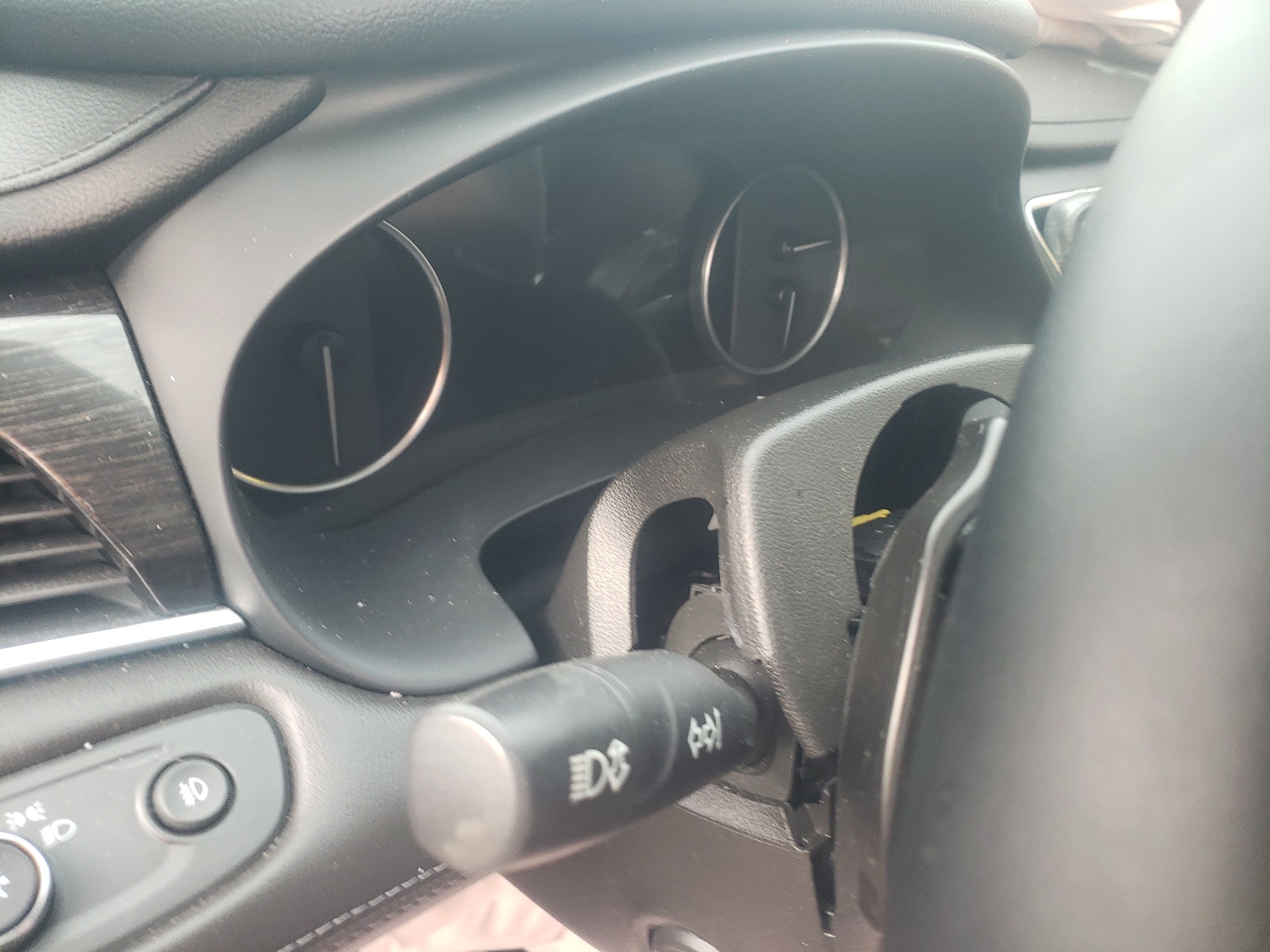 Photo 8 from auction – 2018 BUICK LACROSSE E with VIN 1G4ZP5SS4JU116886
