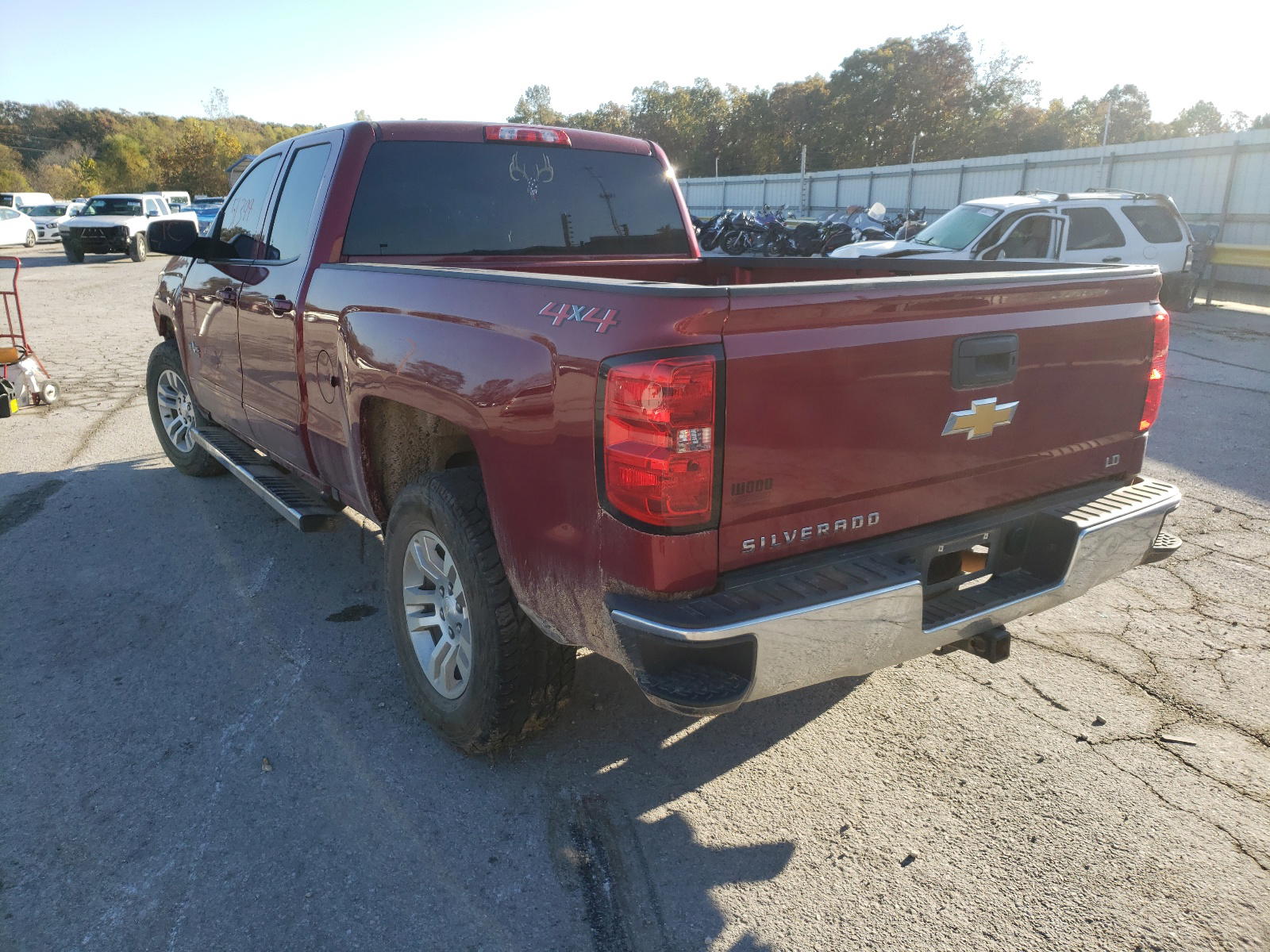 Photo 3 from auction – 2019 CHEVROLET SILVERADO with VIN 2GCVKPEC9K1212558
