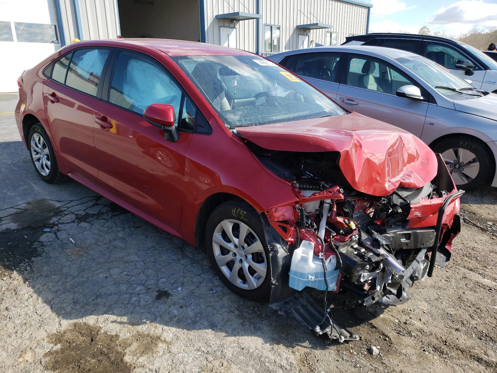 TOYOTA COROLLA LE 2020 with VIN 5YFEPRAE6LP080401 - Photo from auction