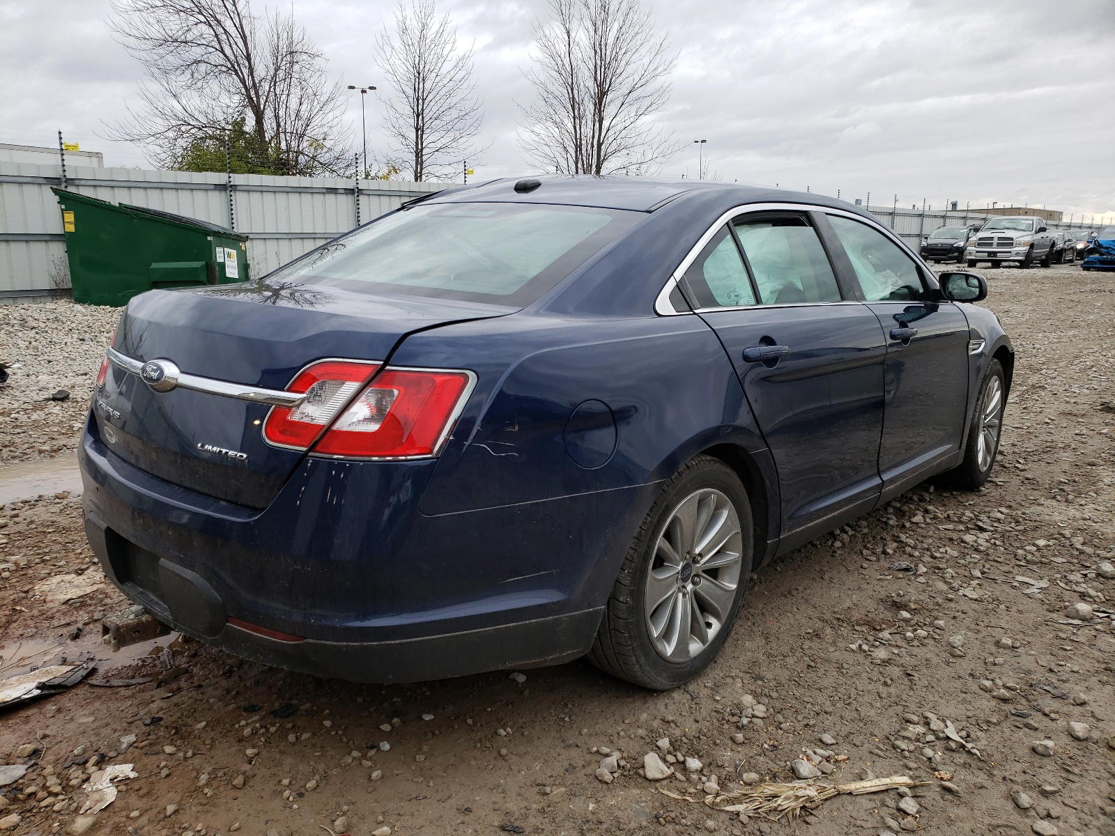Photo 4 from auction – 2012 FORD TAURUS LIM with VIN 1FAHP2FW3CG142477
