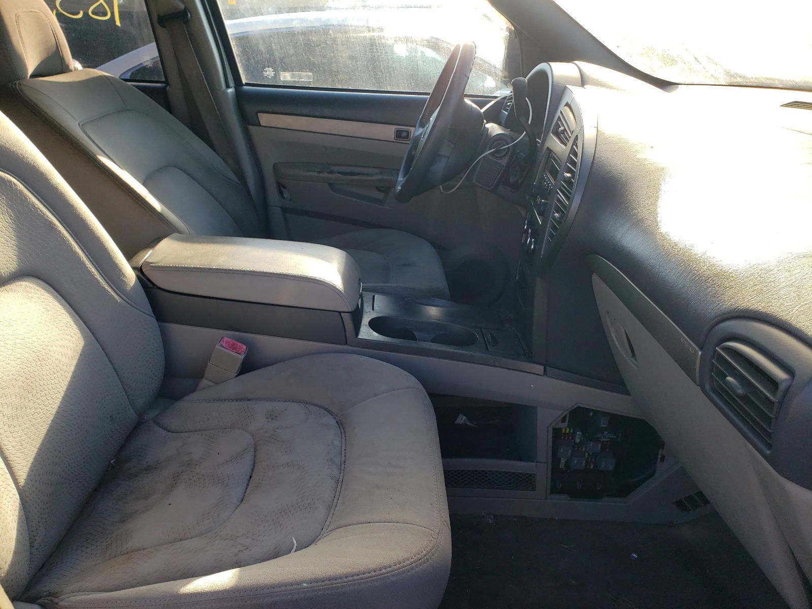 Photo 5 from auction – 2005 BUICK RENDEZVOUS with VIN 3G5DA03E75S536019