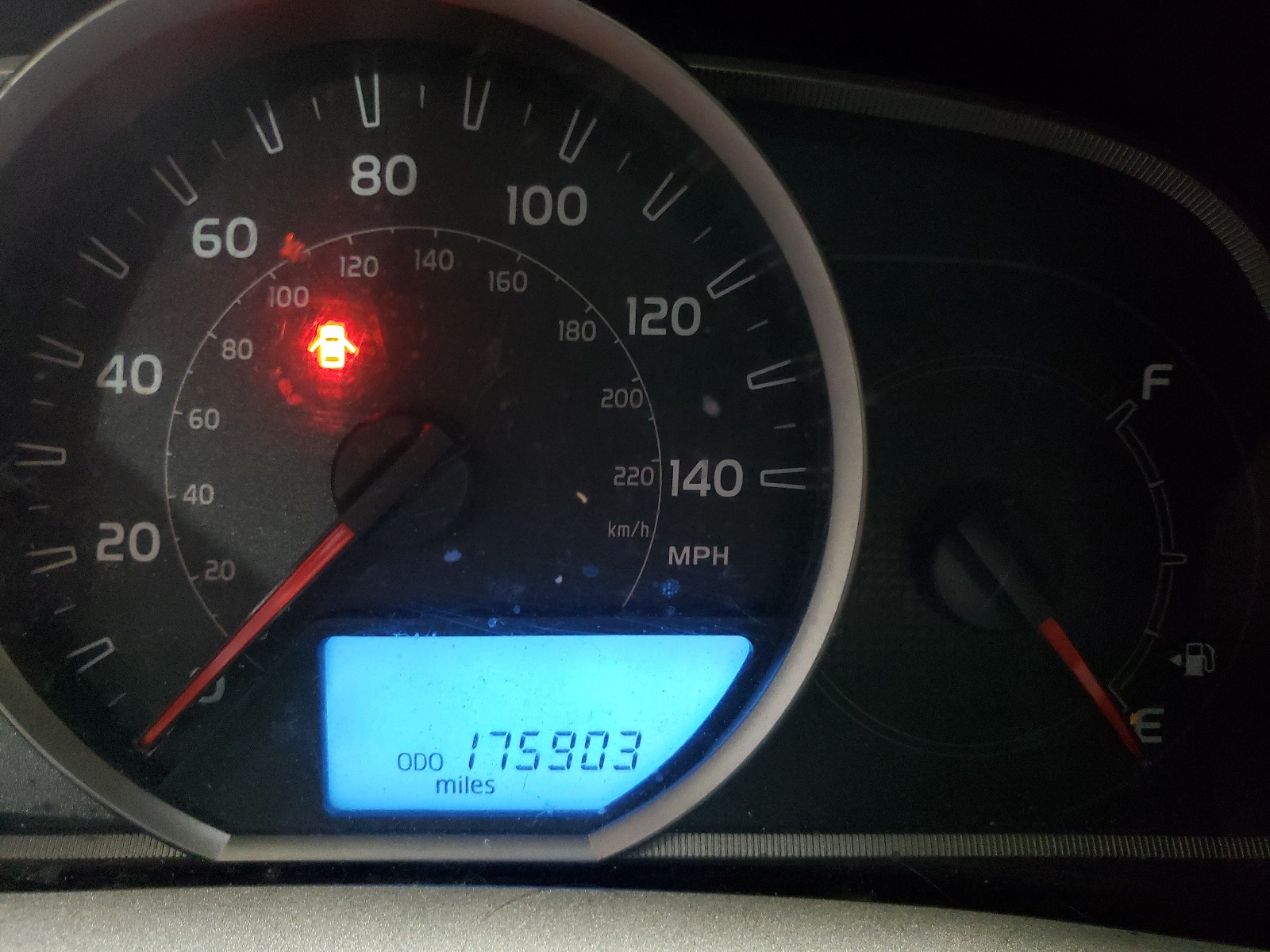 Photo 8 from auction – 2013 TOYOTA RAV4 XLE with VIN JTMWFREV4DD014497