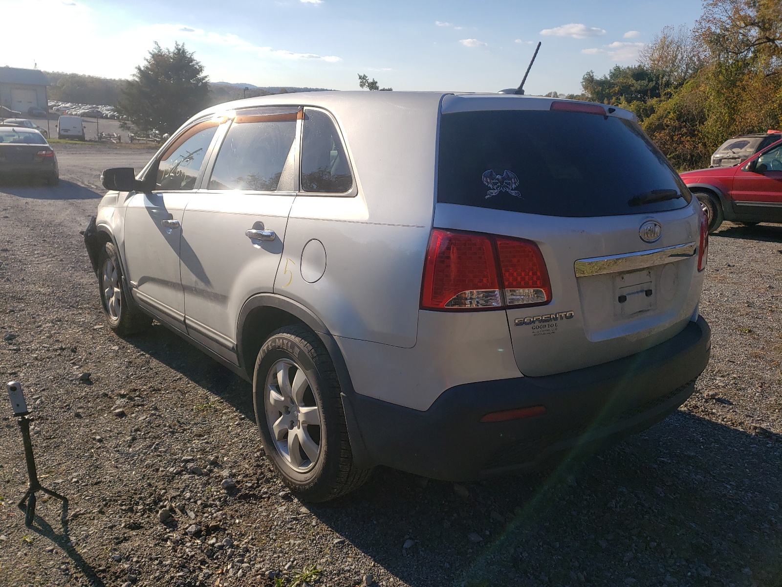 Photo 3 from auction – 2011 KIA SORENTO BA with VIN 5XYKTCA14BG010665