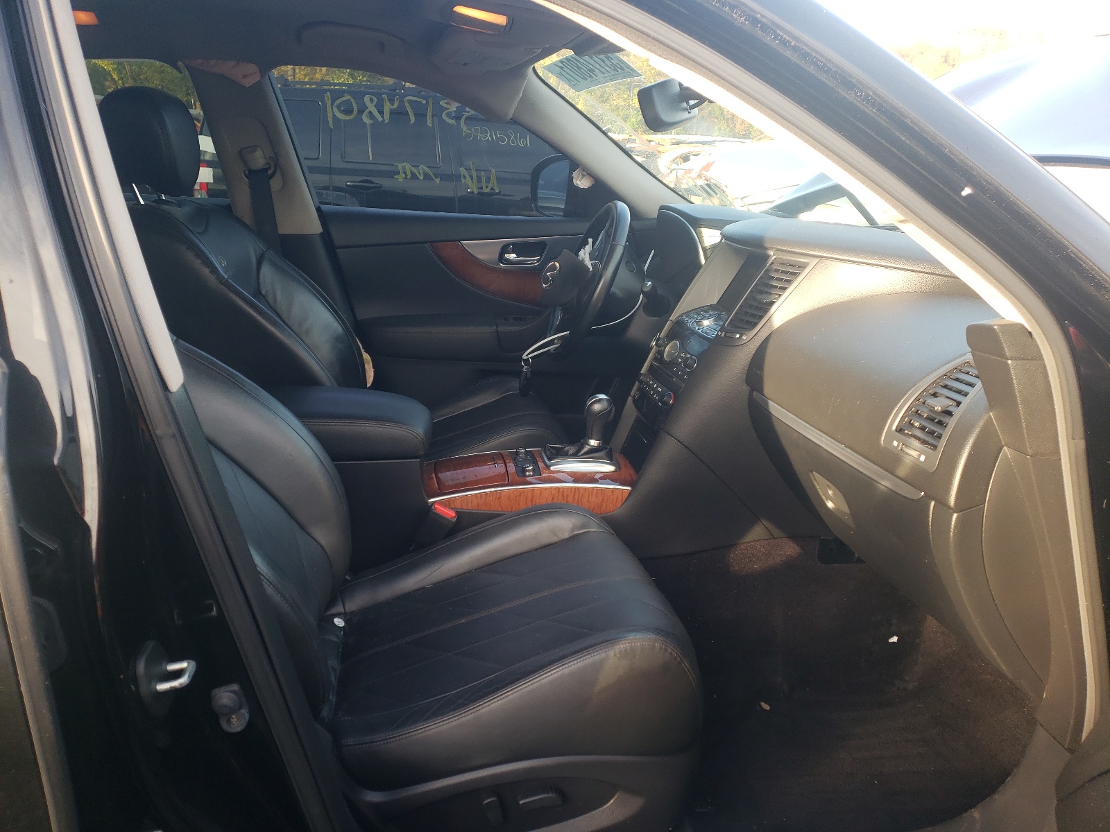 Photo 5 from auction – 2011 INFINITI FX50 with VIN JN8BS1MW1BM170164