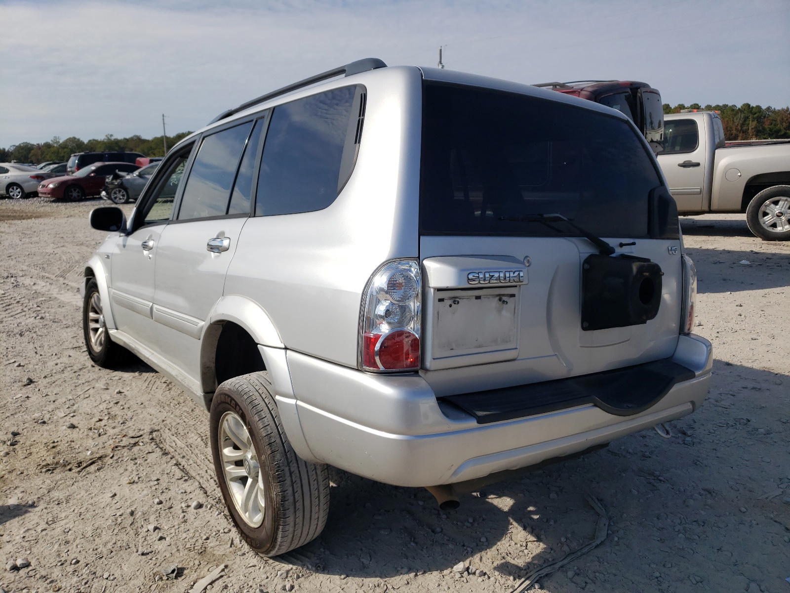 Photo 3 from auction – 2005 SUZUKI XL7 EX with VIN JS3TY92V054101155