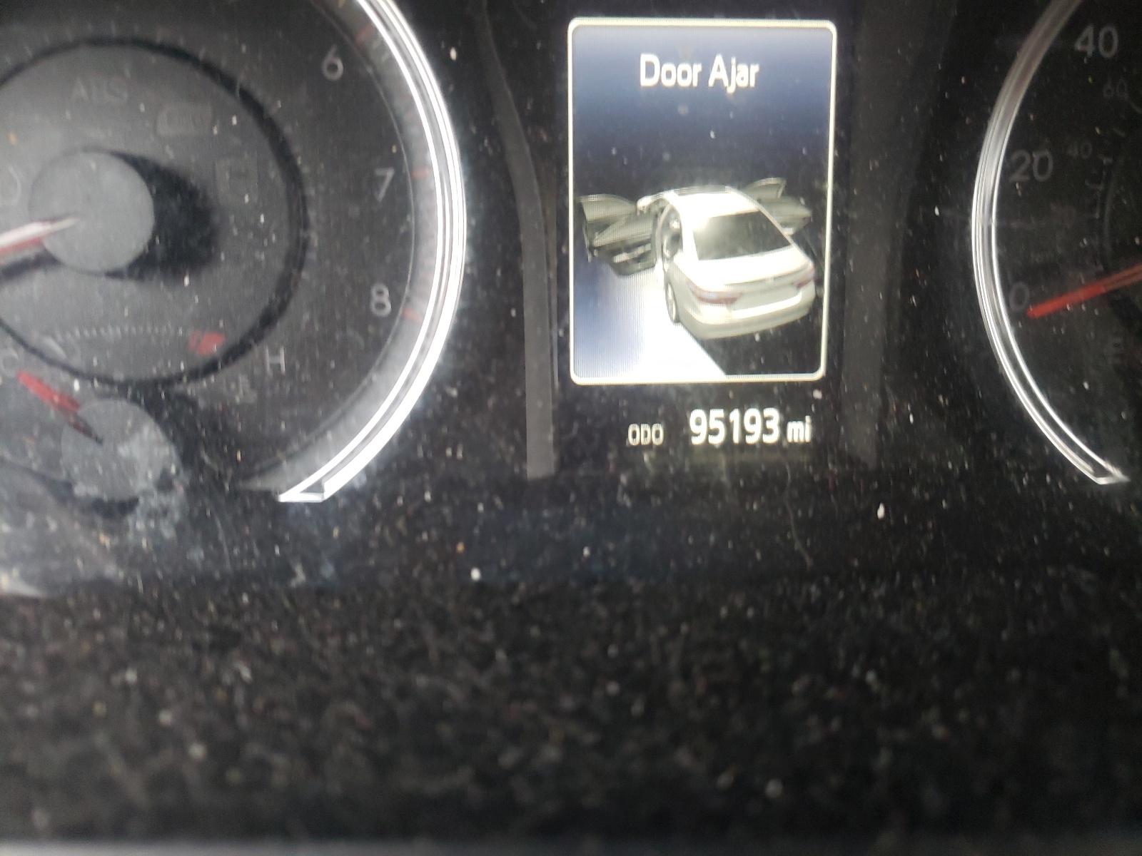 Photo 8 from auction – 2017 TOYOTA CAMRY LE with VIN 4T1BF1FK6HU411442