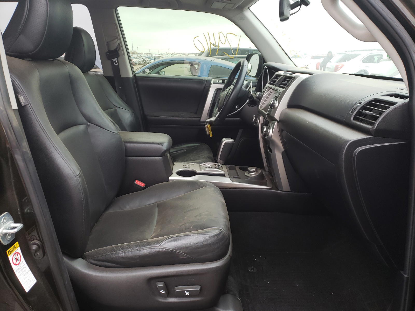 Photo 5 from auction – 2013 TOYOTA 4RUNNER SR with VIN JTEBU5JR7D5128859