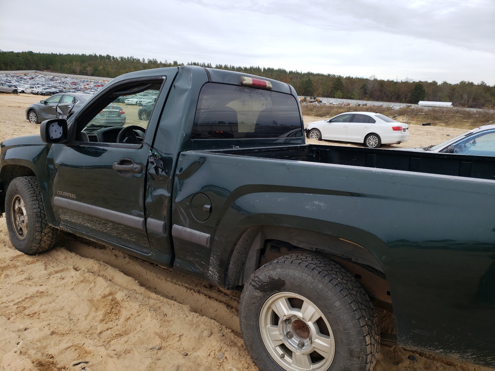 Photo 9 from auction – 2004 CHEVROLET COLORADO with VIN 1GCCS146048103115