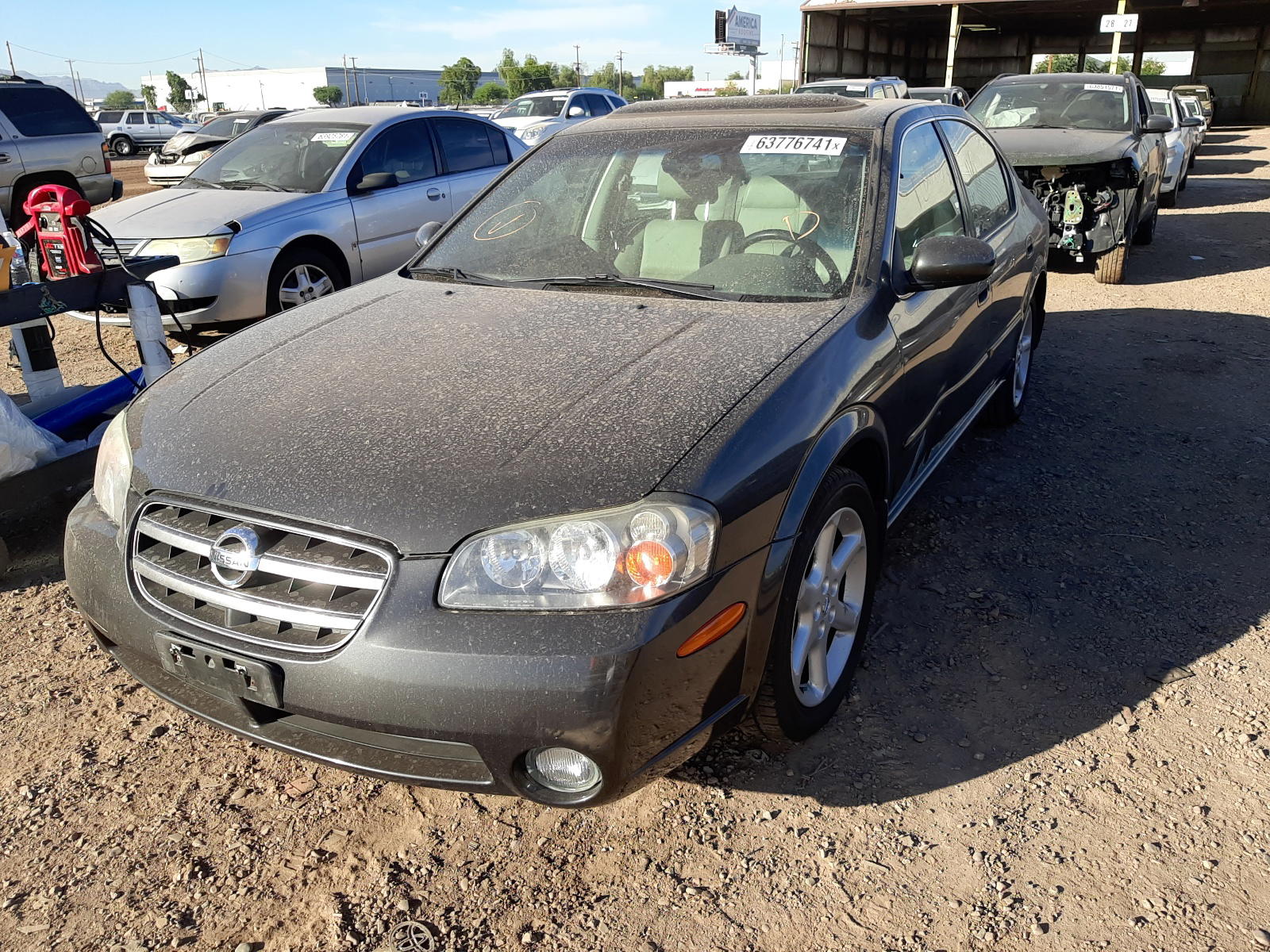 Photo 2 from auction – 2002 NISSAN MAXIMA with VIN JN1DA31AX2T308370