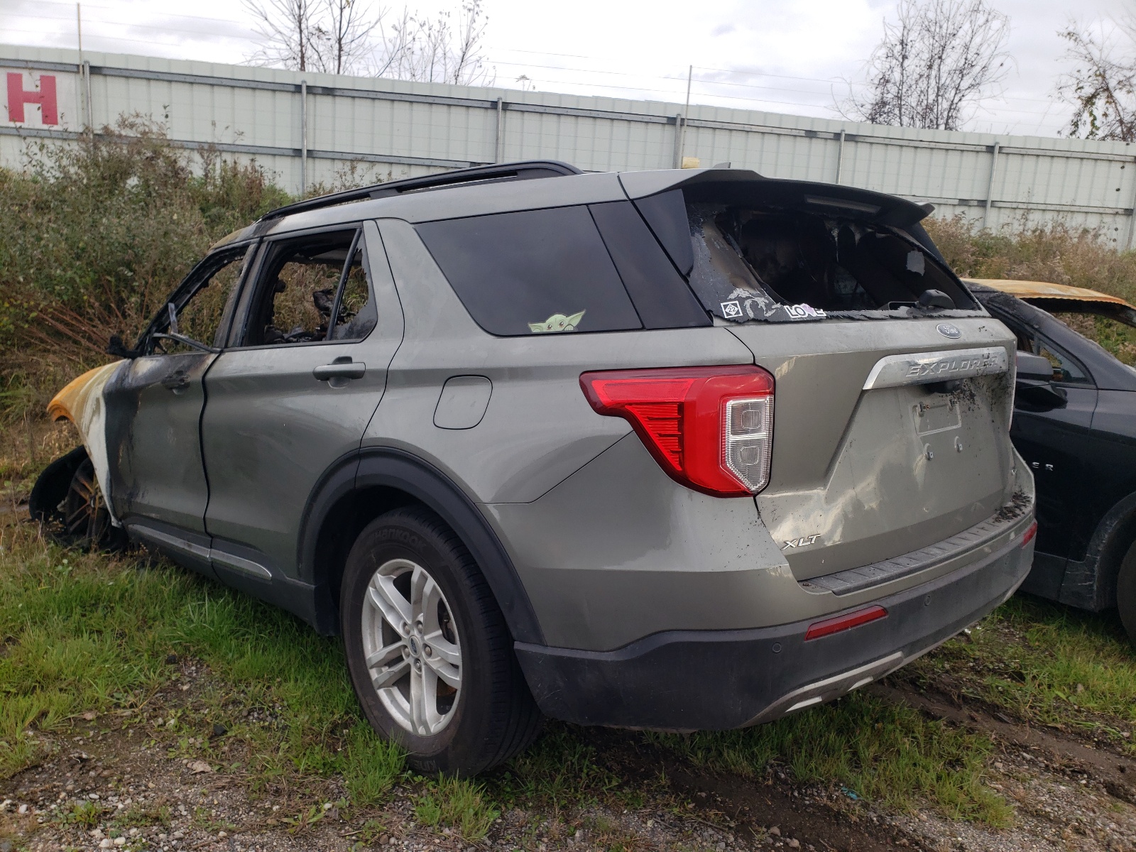 Photo 3 from auction – 2020 FORD EXPLORER X with VIN 1FMSK8DH2LGB50507