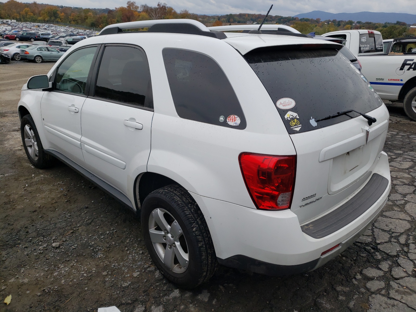 Photo 3 from auction – 2008 PONTIAC TORRENT with VIN 2CKDL43FX86330580