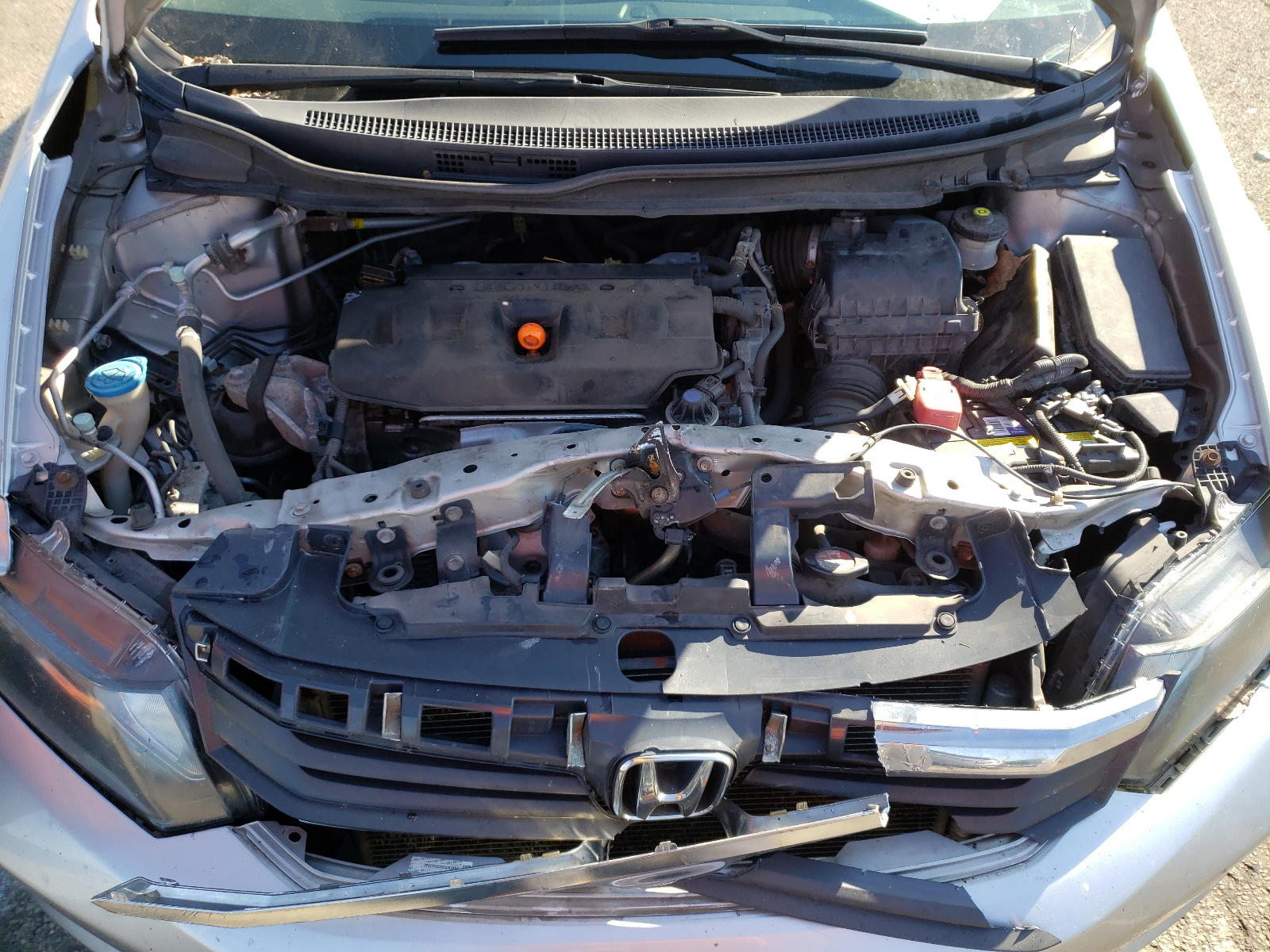 Photo 7 from auction – 2012 HONDA CIVIC LX with VIN 19XFB2F5XCE017550