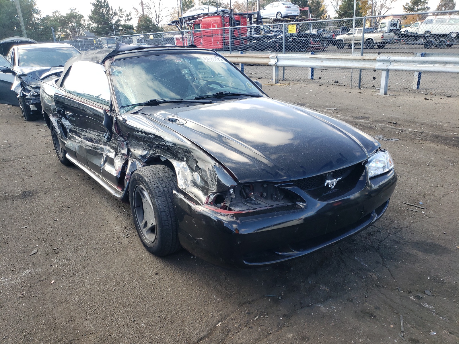 FORD MUSTANG 1996 with VIN 1FALP4444TF188316 - Photo from auction