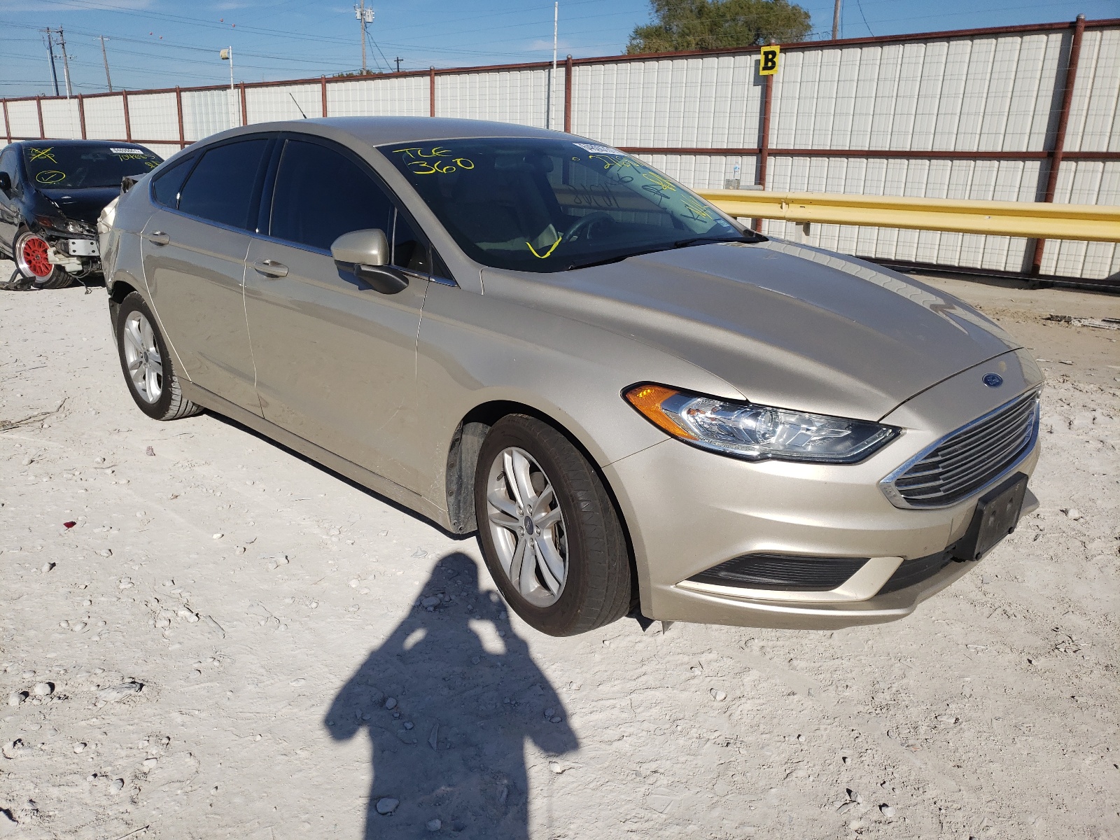 Photo 1 from auction – 2018 FORD FUSION SE with VIN 3FA6P0HDXJR276870