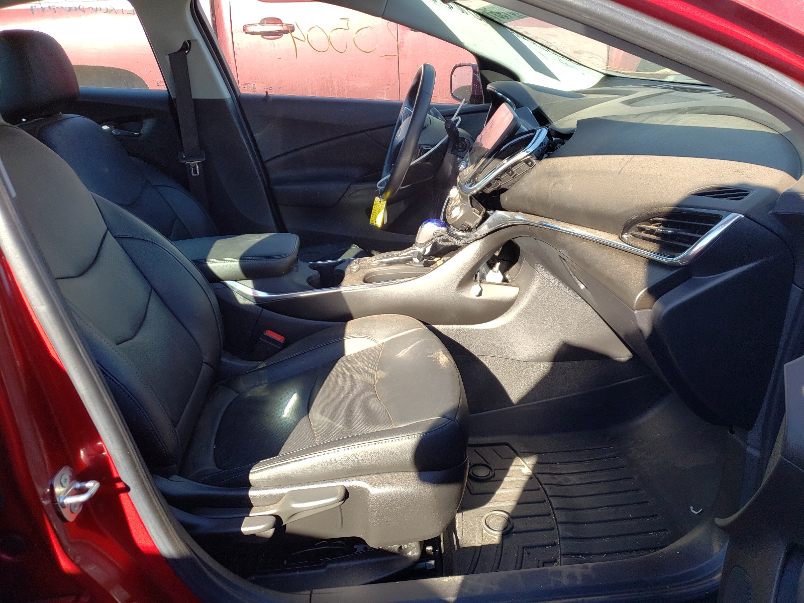 Photo 5 from auction – 2018 CHEVROLET VOLT PREMI with VIN 1G1RB6S57JU117378