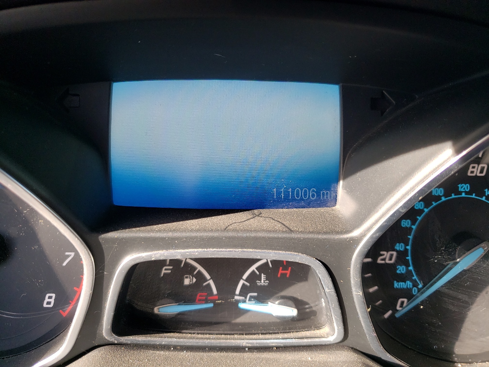 Photo 8 from auction – 2014 FORD ESCAPE SE with VIN 1FMCU9G93EUB08747