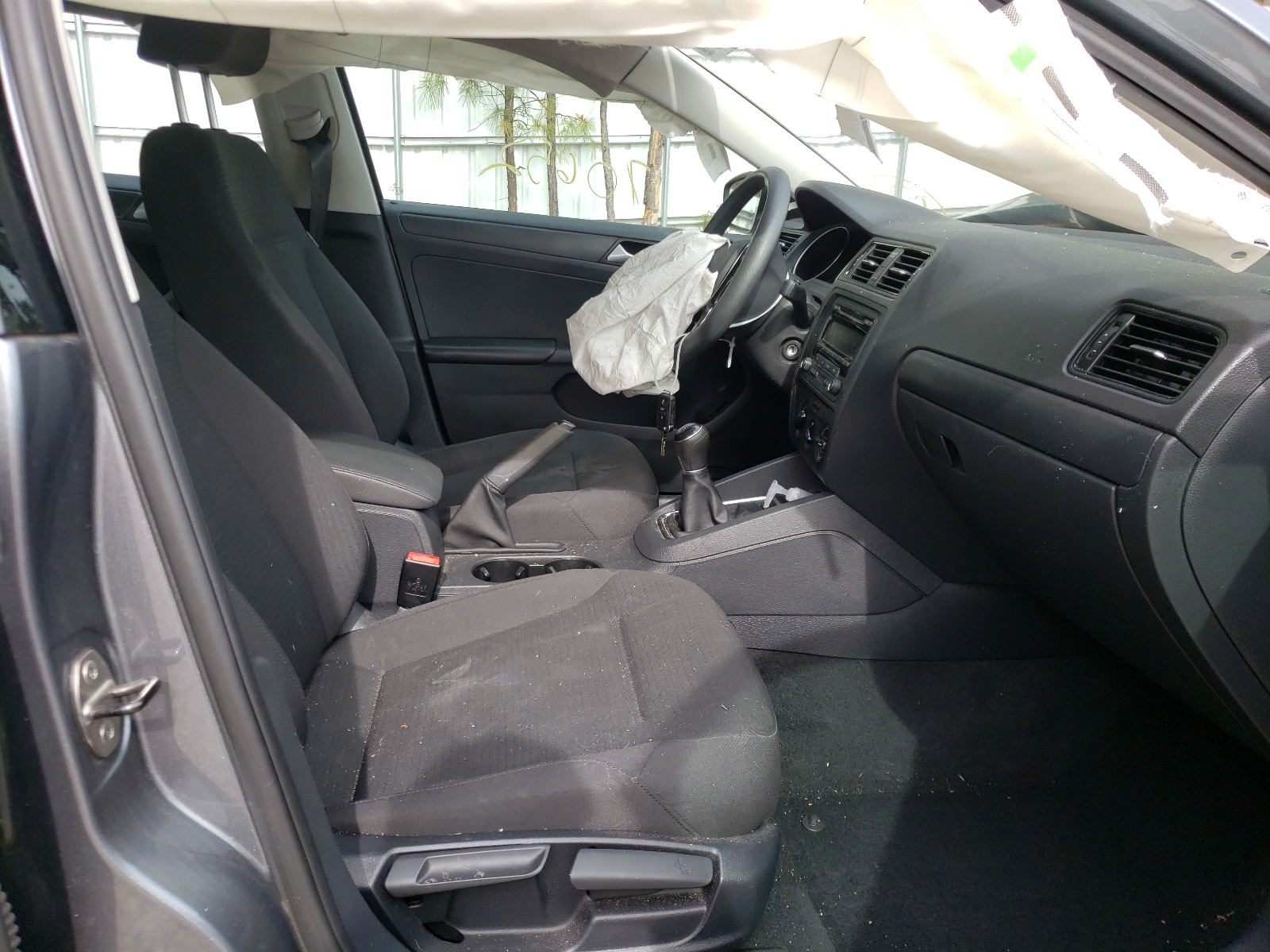 Photo 5 from auction – 2015 VOLKSWAGEN JETTA BASE with VIN 3VW1K7AJ8FM213523