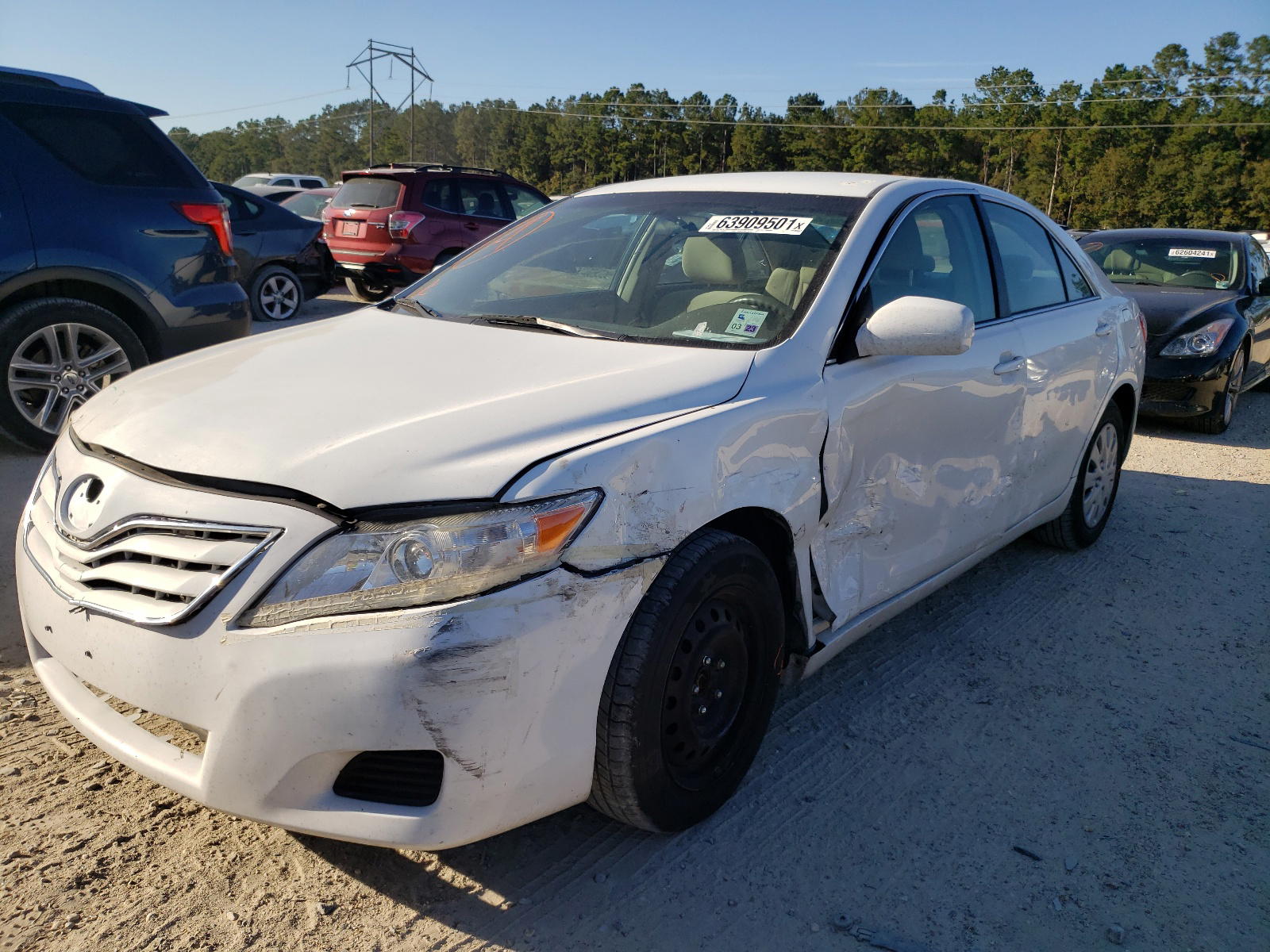 Photo 2 from auction – 2011 TOYOTA CAMRY with VIN 4T1BF3EK6BU683400