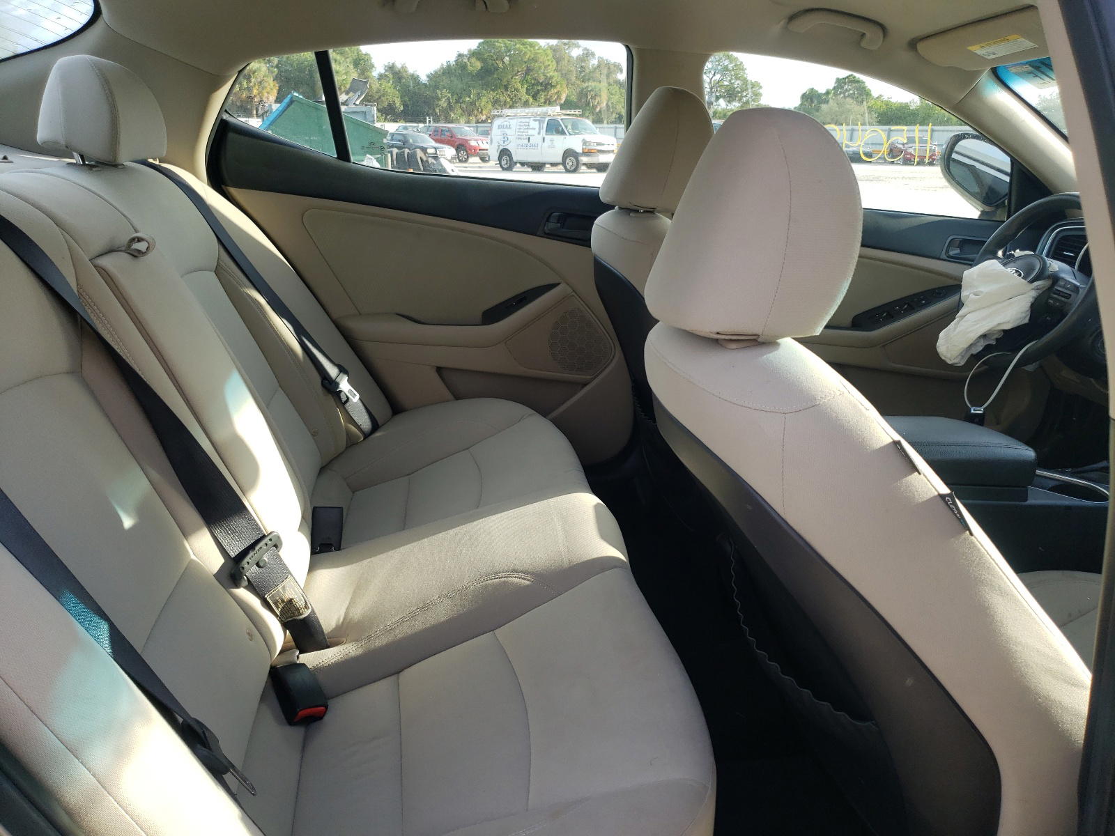 Photo 6 from auction – 2014 KIA OPTIMA LX with VIN KNAGM4A74E5478144