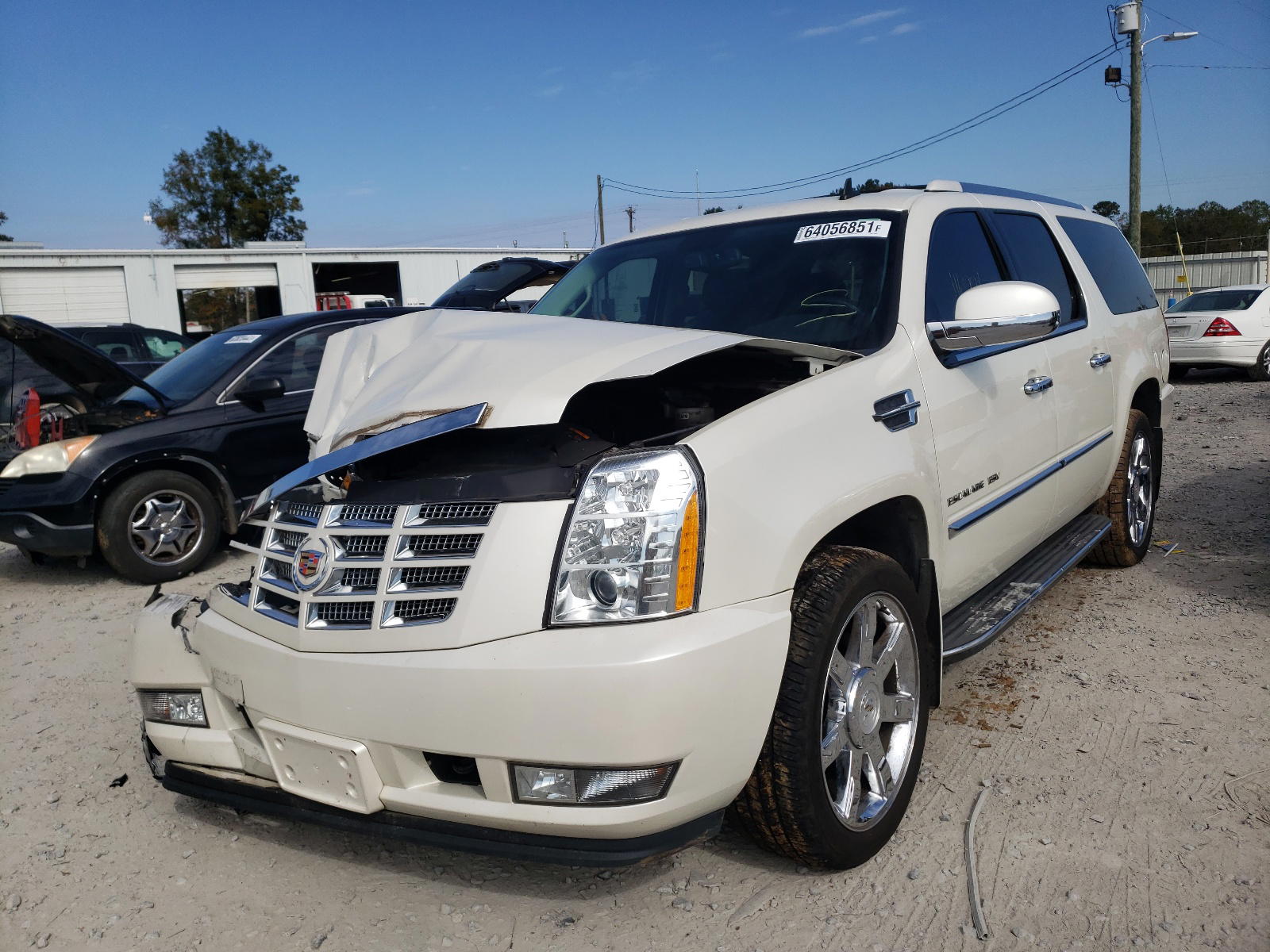 Photo 2 from auction – 2014 CADILLAC ESCALADE E with VIN 1GYS4HEF2ER189031