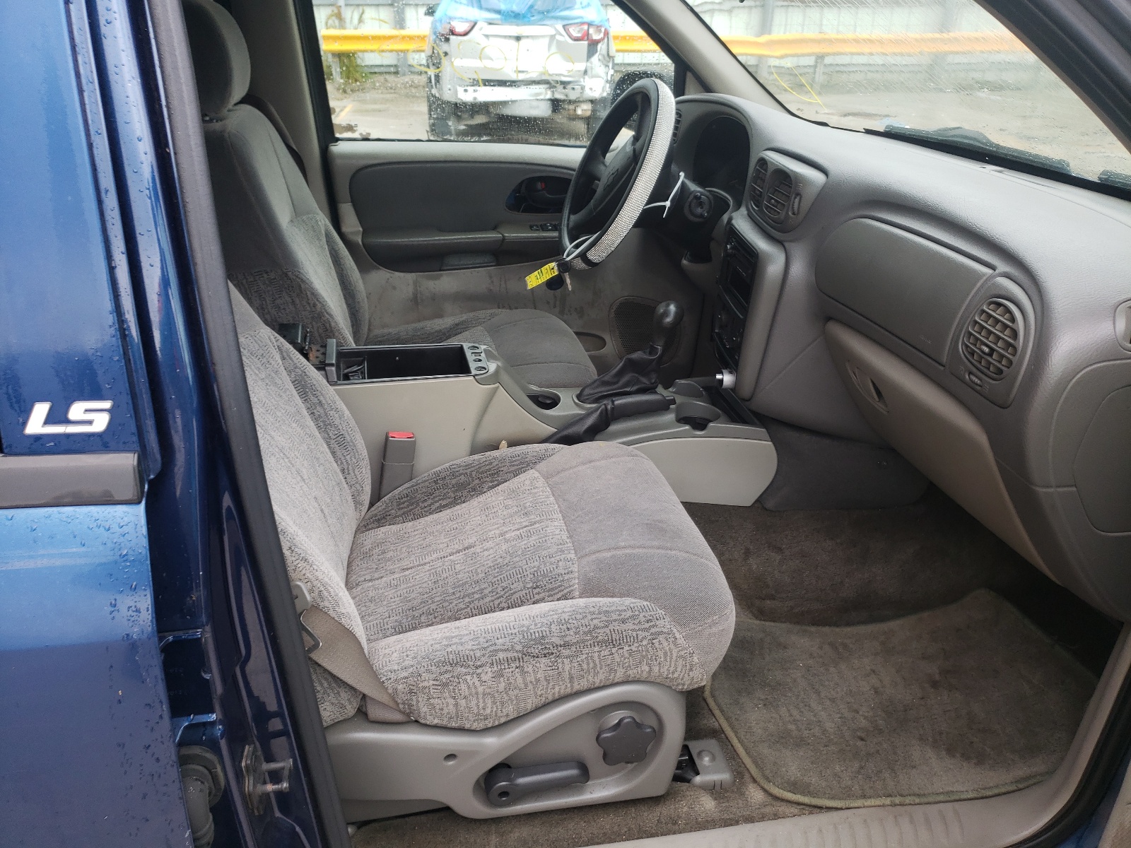 Zdjęcie 5 z aukcji – 2003 CHEVROLET TRAILBLAZE z VIN 1GNDS13S132290294