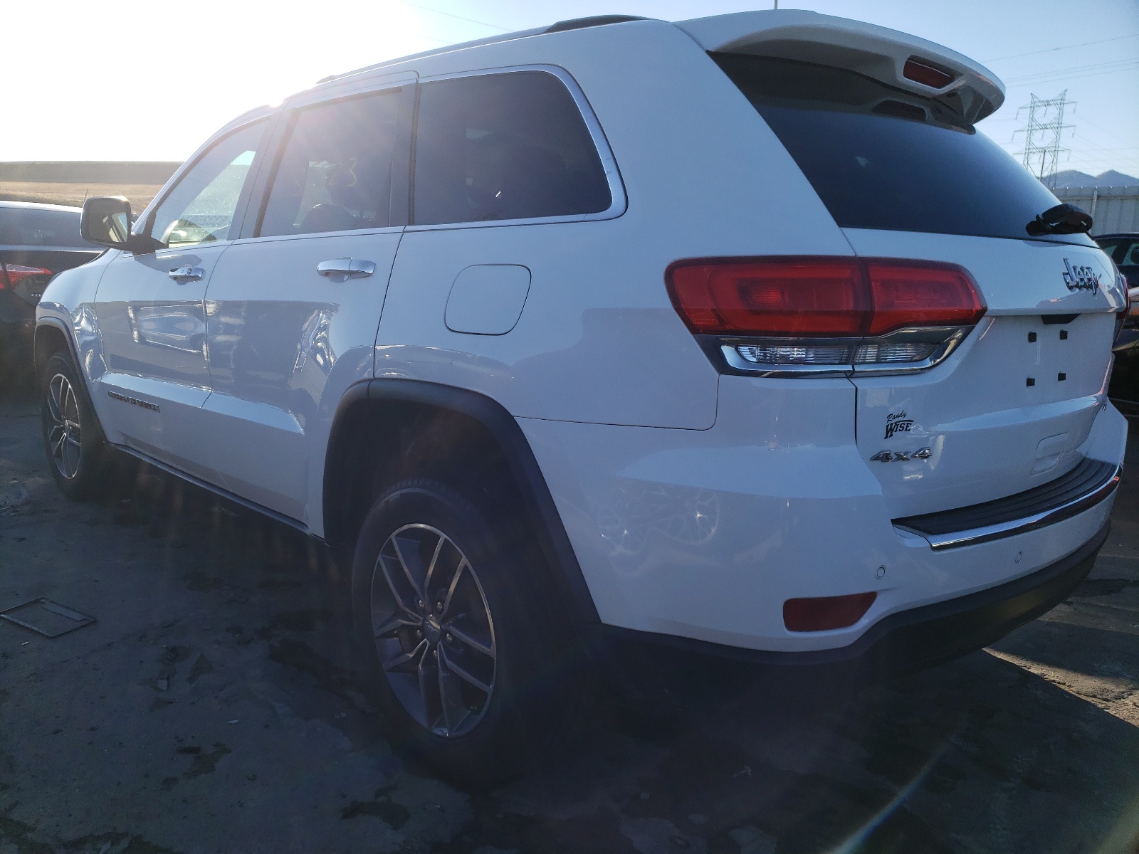 Photo 3 from auction – 2017 JEEP GRAND CHER with VIN 1C4RJFBG8HC765193