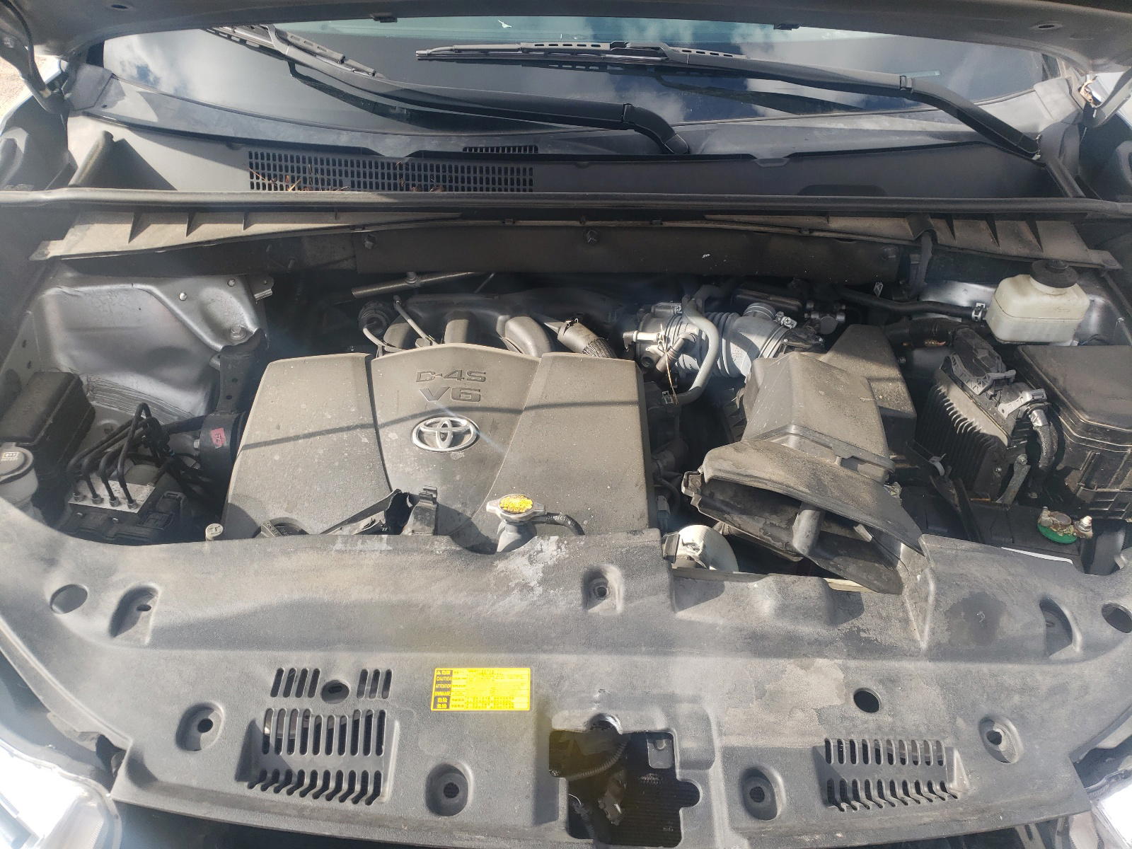 Photo 7 from auction – 2017 TOYOTA HIGHLANDER with VIN 5TDBZRFH5HS427814