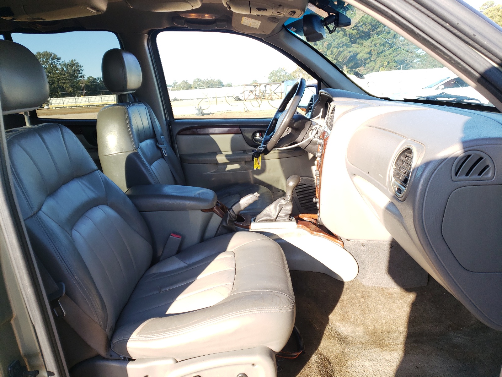 Photo 5 from auction – 2003 GMC ENVOY XL with VIN 1GKES16PX36235523