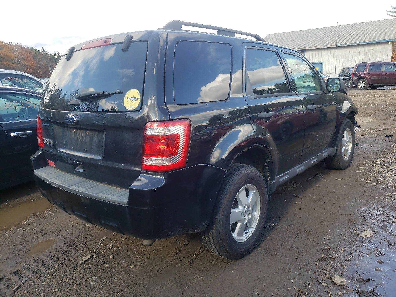 Photo 4 from auction – 2011 FORD ESCAPE XLT with VIN 1FMCU0D77BKC25432