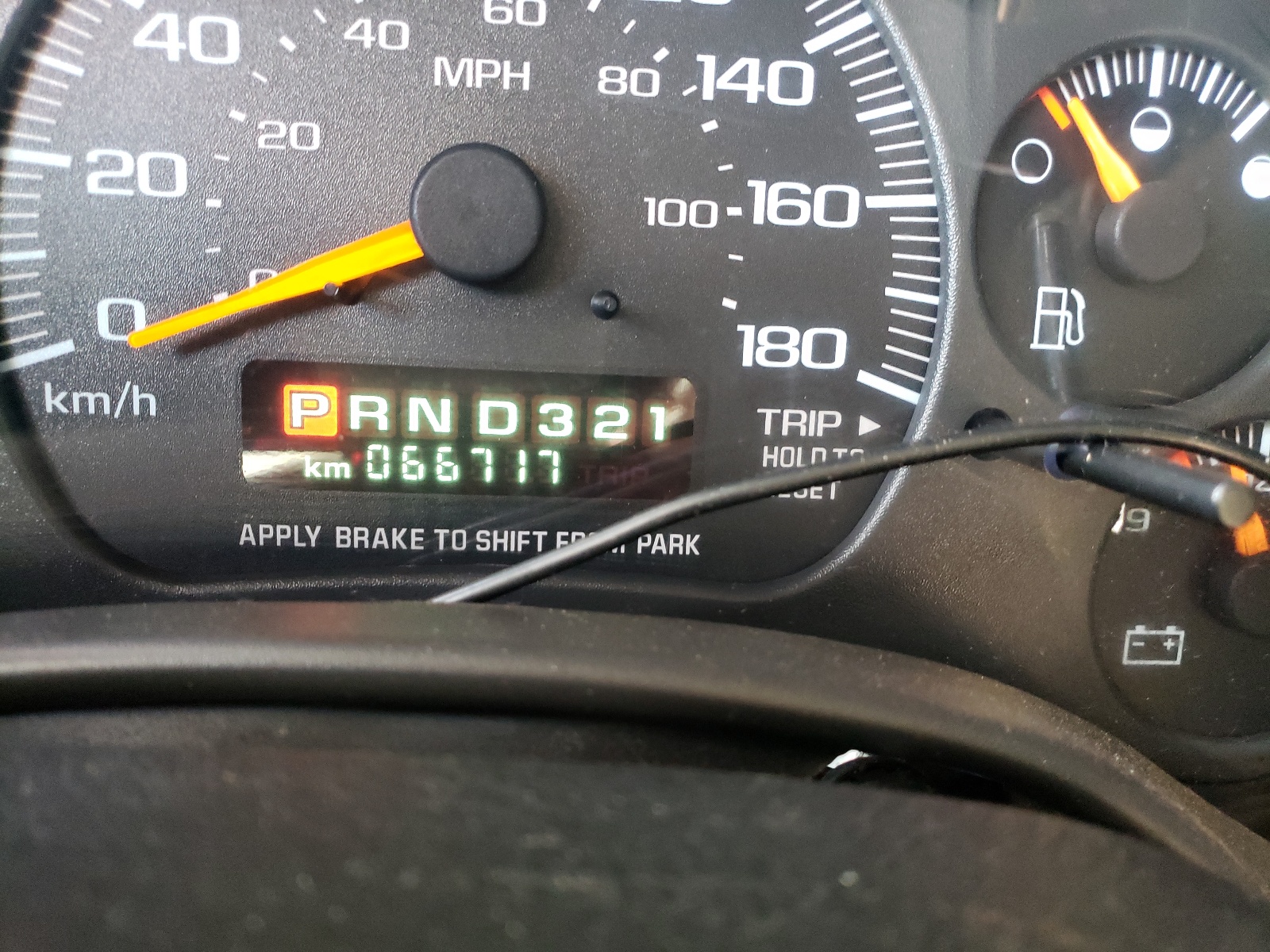 Photo 8 from auction – 2002 CHEVROLET EXPRESS G3 with VIN 1GBJG31GX21192073