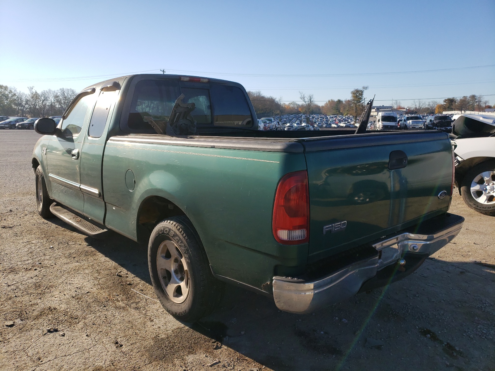 Photo 3 from auction – 1999 FORD F150 with VIN 1FTRX17W2XNA61835
