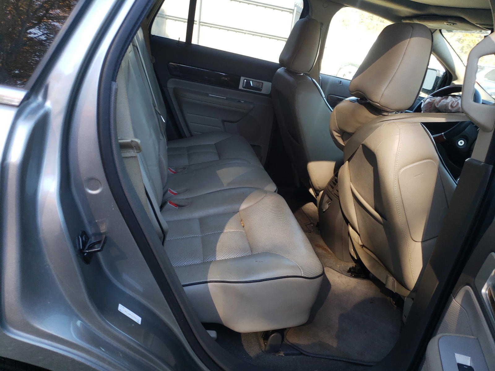 Photo 6 from auction – 2008 LINCOLN MKX with VIN 2LMDU88C68BJ27722