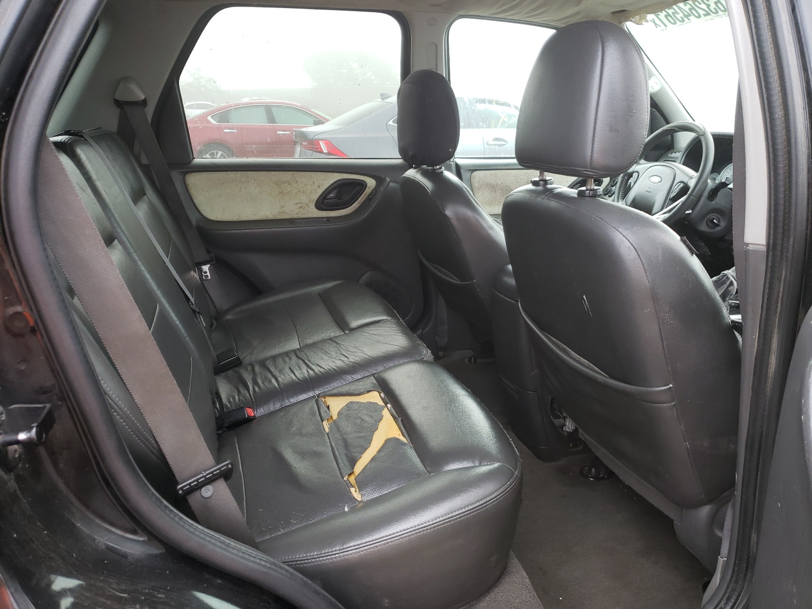 Photo 6 from auction – 2006 FORD ESCAPE HEV with VIN 1FMCU95H56KA08558