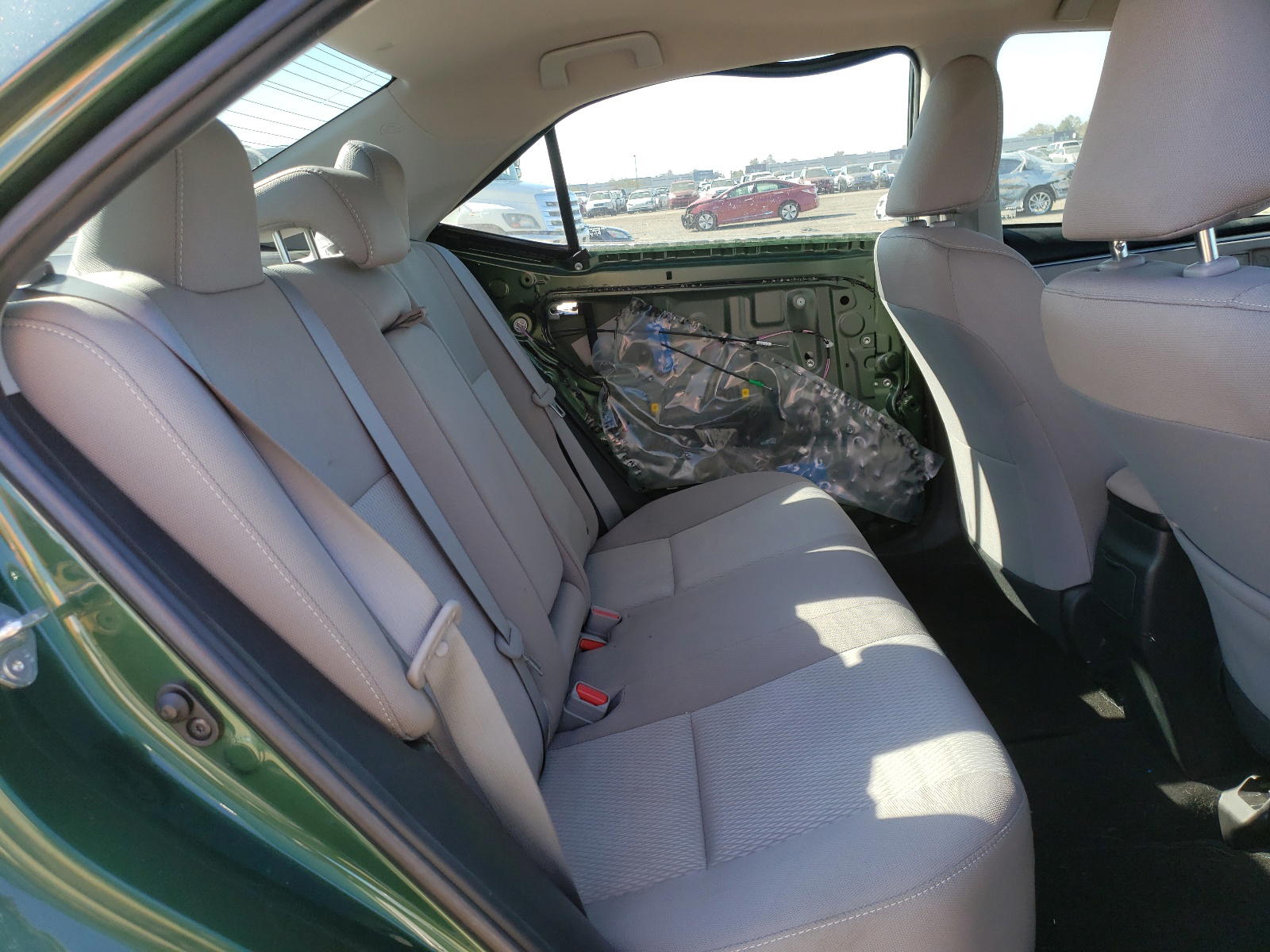 Photo 6 from auction – 2016 TOYOTA COROLLA EC with VIN 2T1BPRHE0GC573036