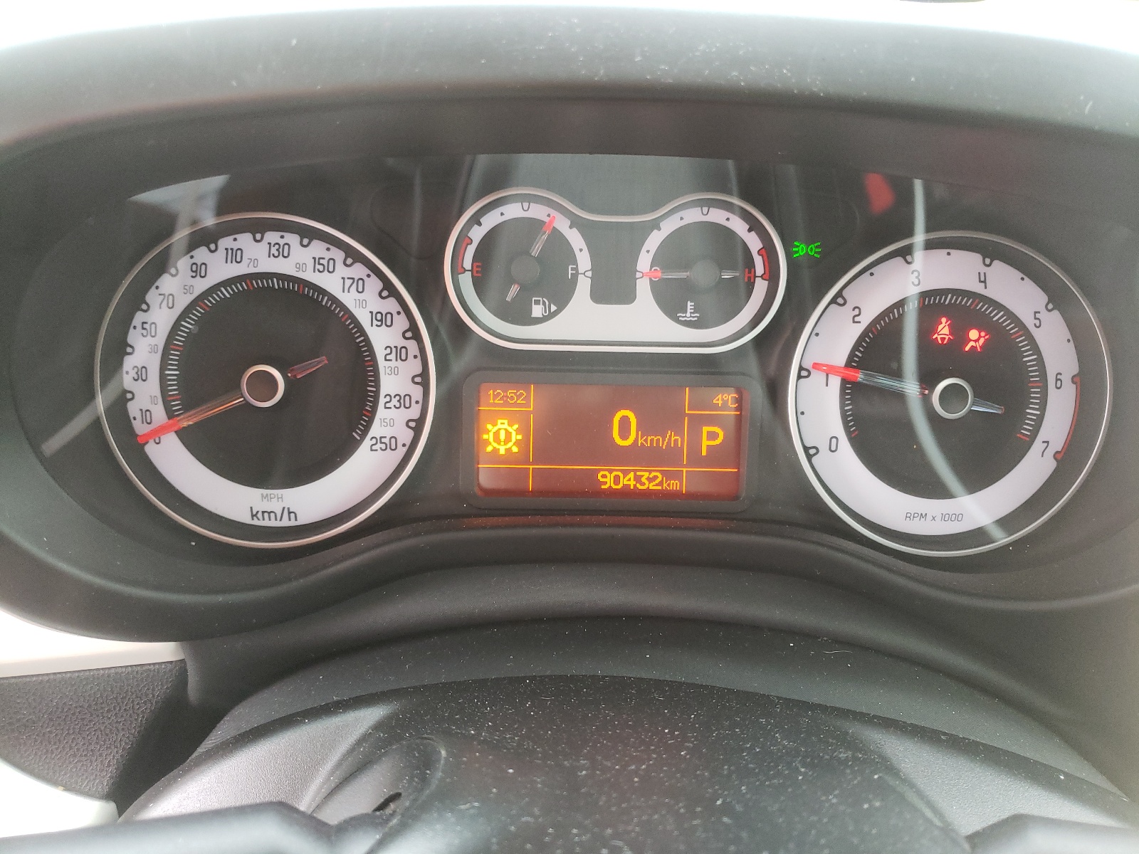 Photo 8 from auction – 2015 FIAT 500L TREKK with VIN ZFBCFADH2FZ033929