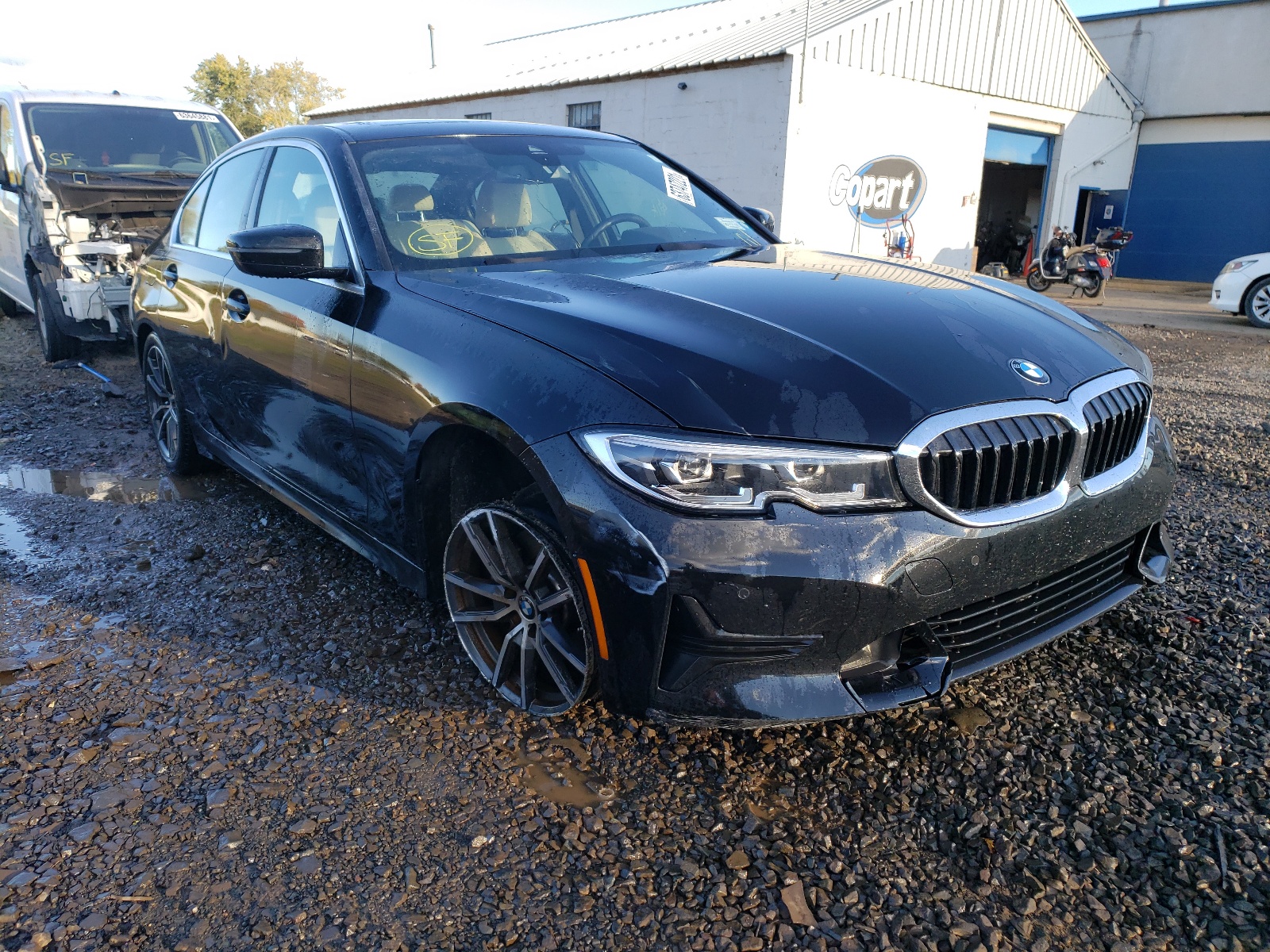 BMW 330XI 2020 with VIN 3MW5R7J09L8B42938 - Photo from auction