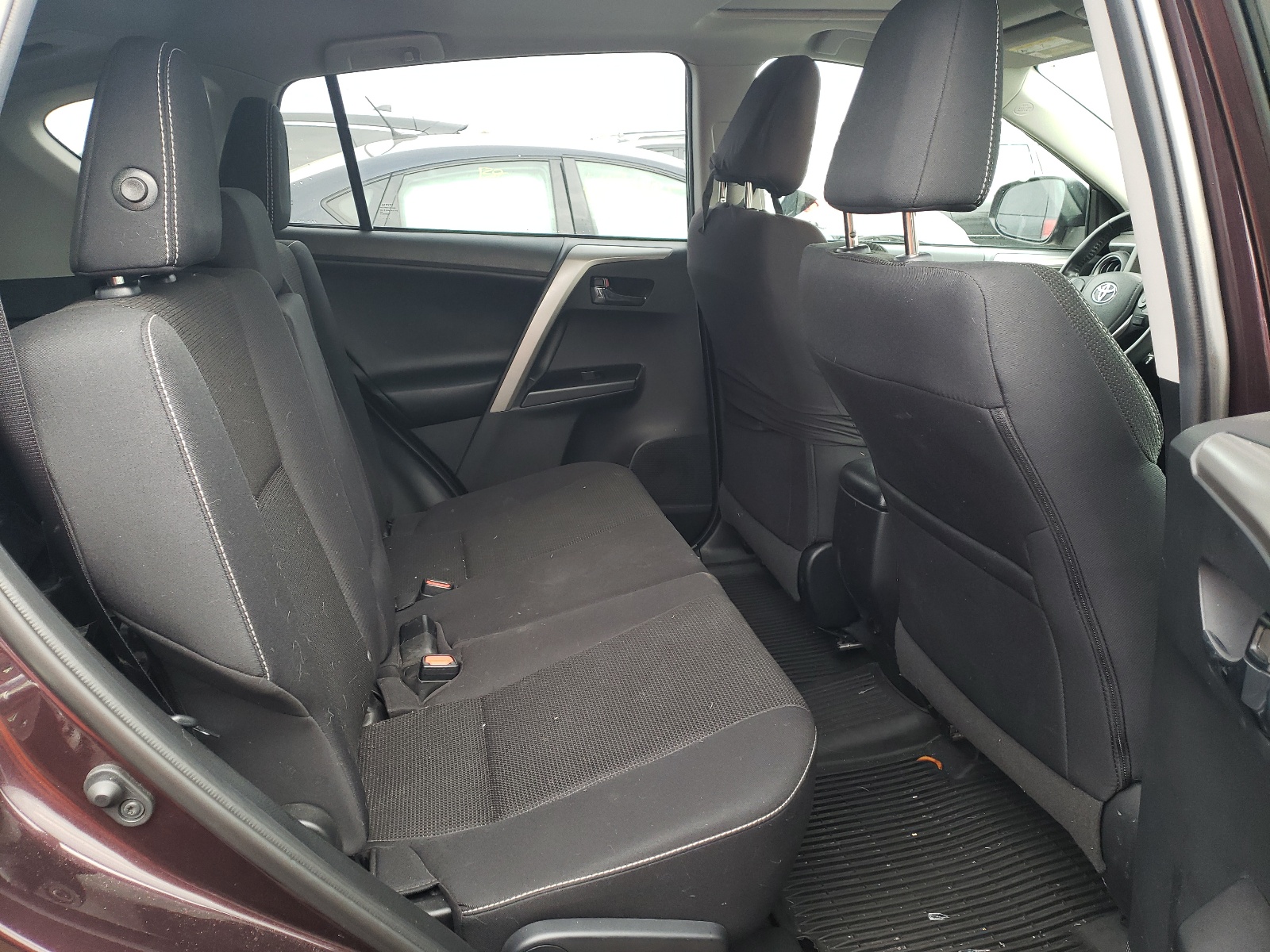 Photo 6 from auction – 2018 TOYOTA RAV4 ADVEN with VIN 2T3RFREVXJW834174