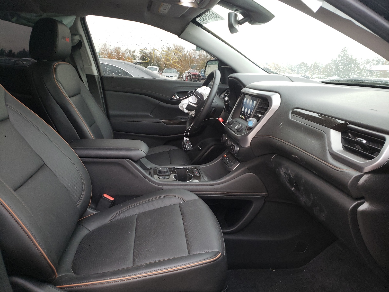 Photo 5 from auction – 2021 GMC ACADIA AT4 with VIN 1GKKNLLS2MZ162629